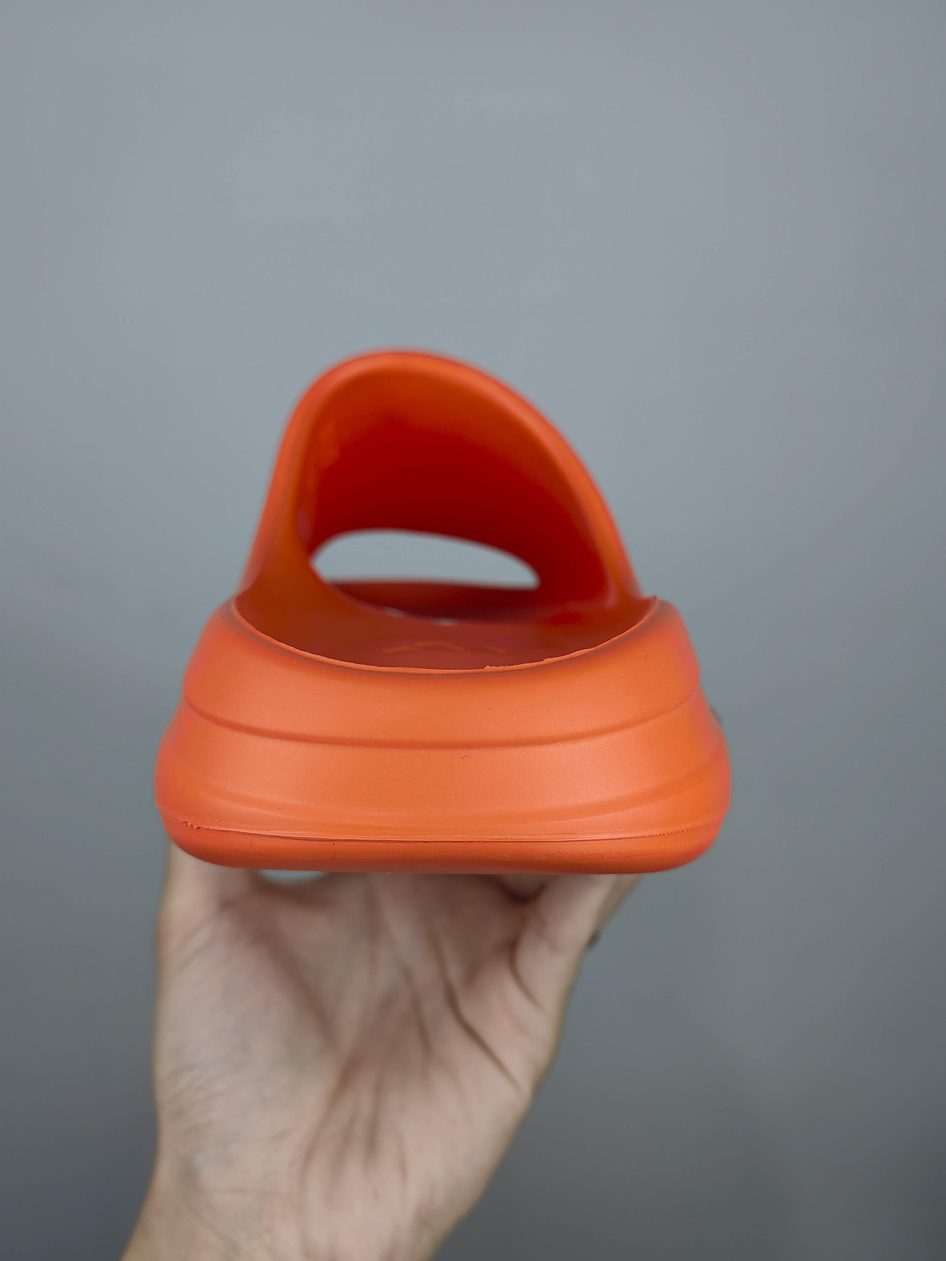 $15.99-ADIDAS YEEZY SLIDE X5342 gallery