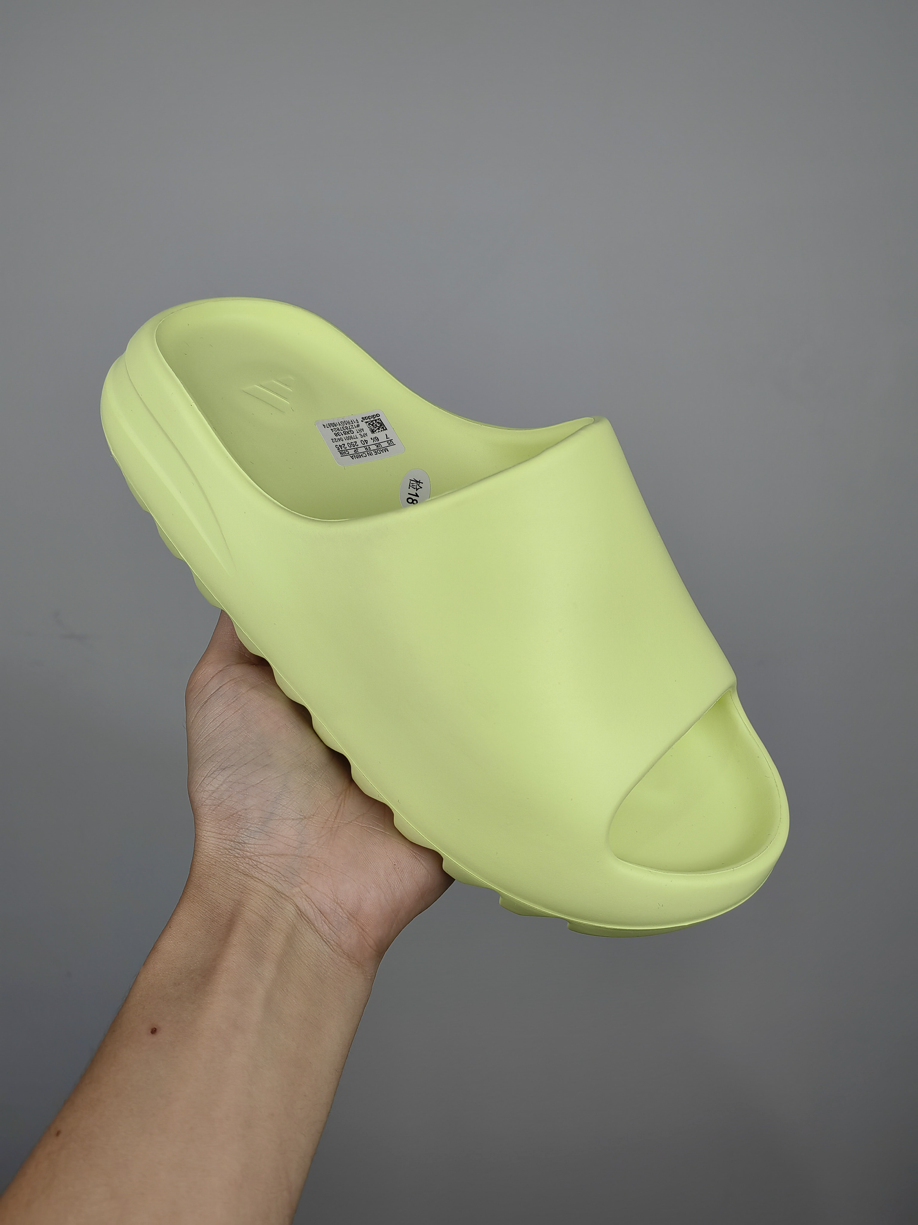$15.99-ADIDAS YEEZY SLIDE X5342 gallery