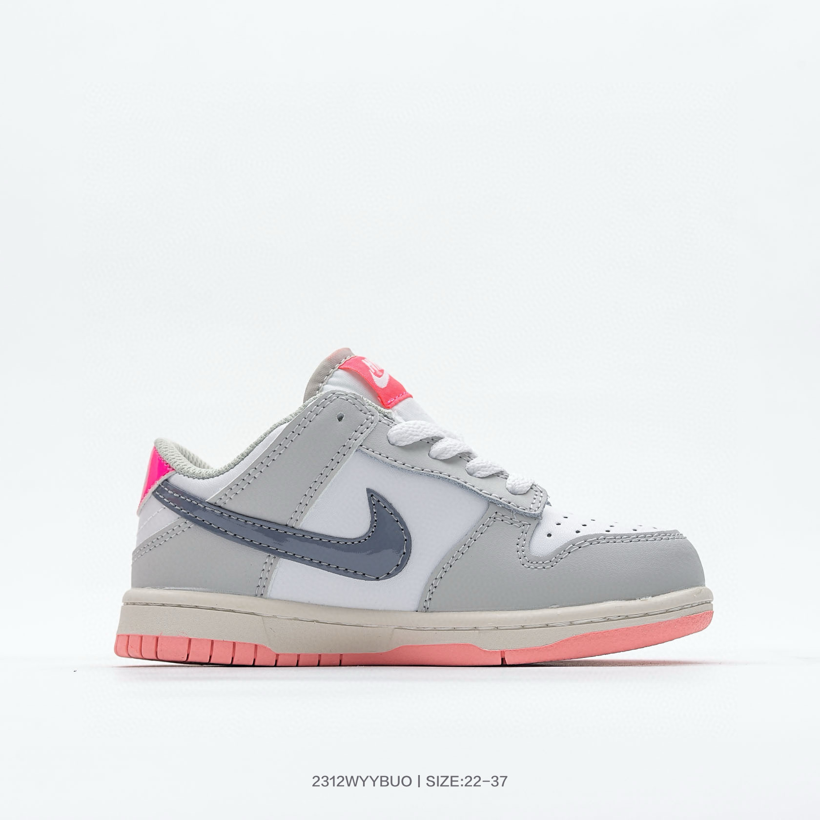 $19.99 Nike dunk SB sneakers X5854 gallery