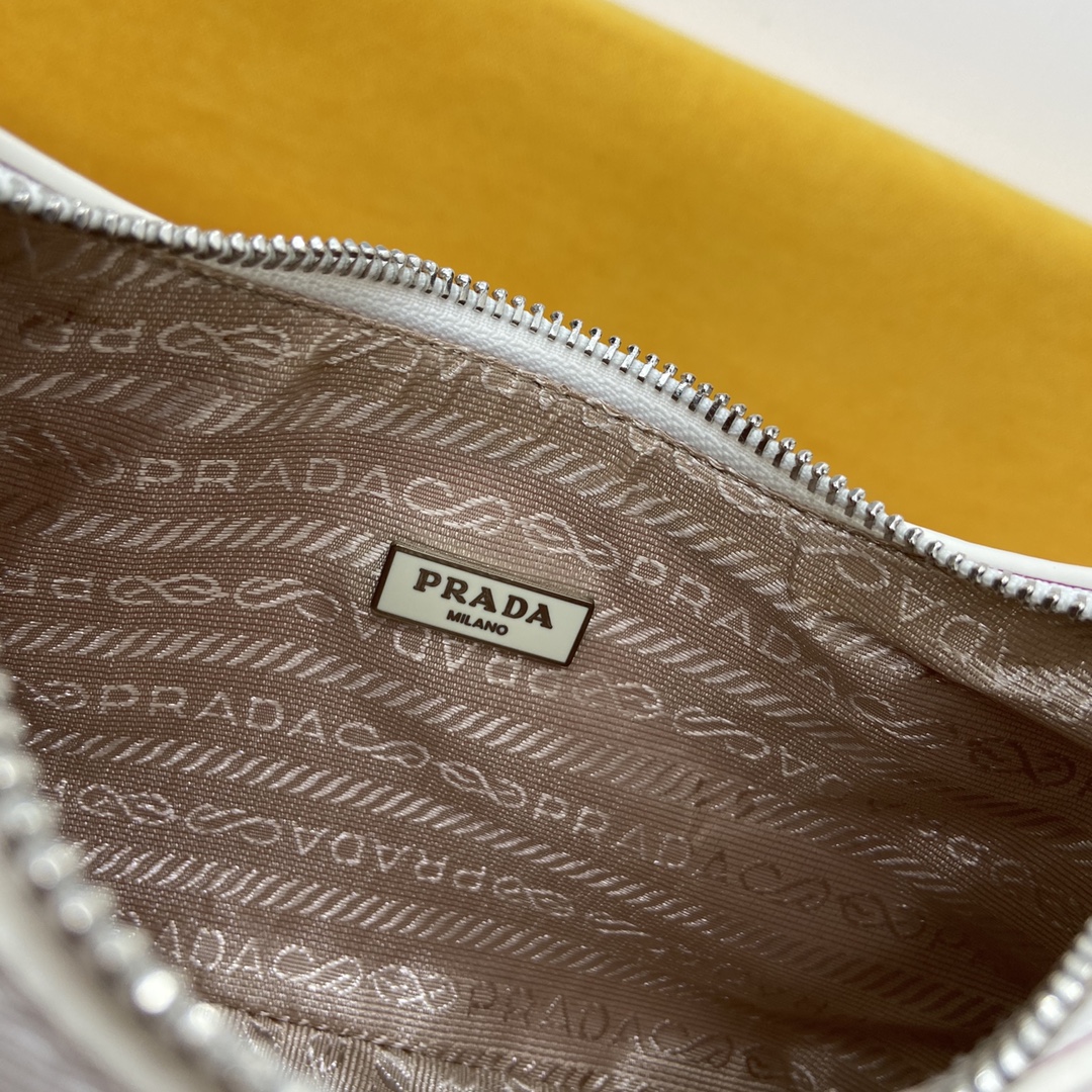 $21.99 PRADA 1BH2042 X2278 gallery