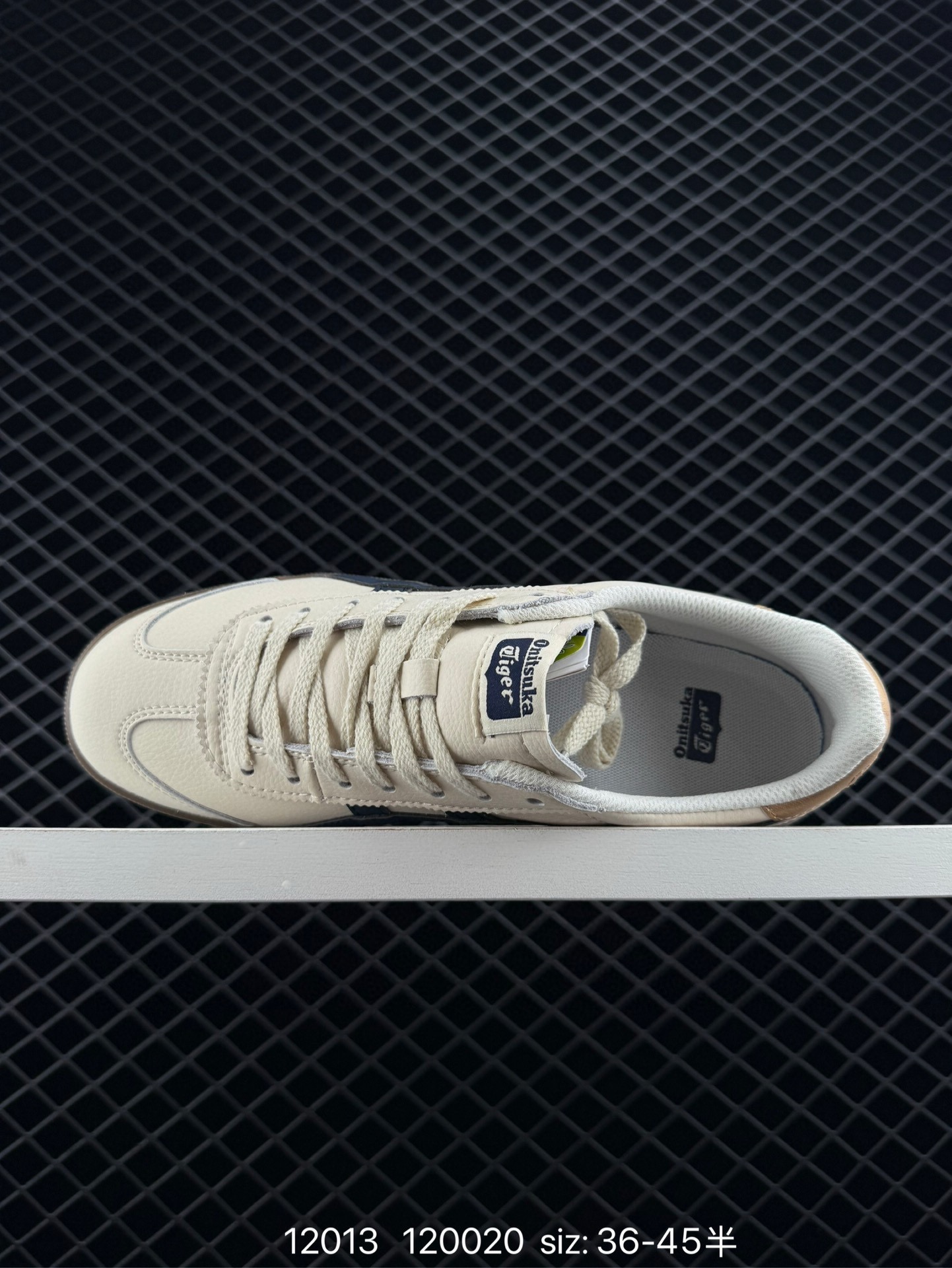 $24.99 Asics Japan S X2528 gallery