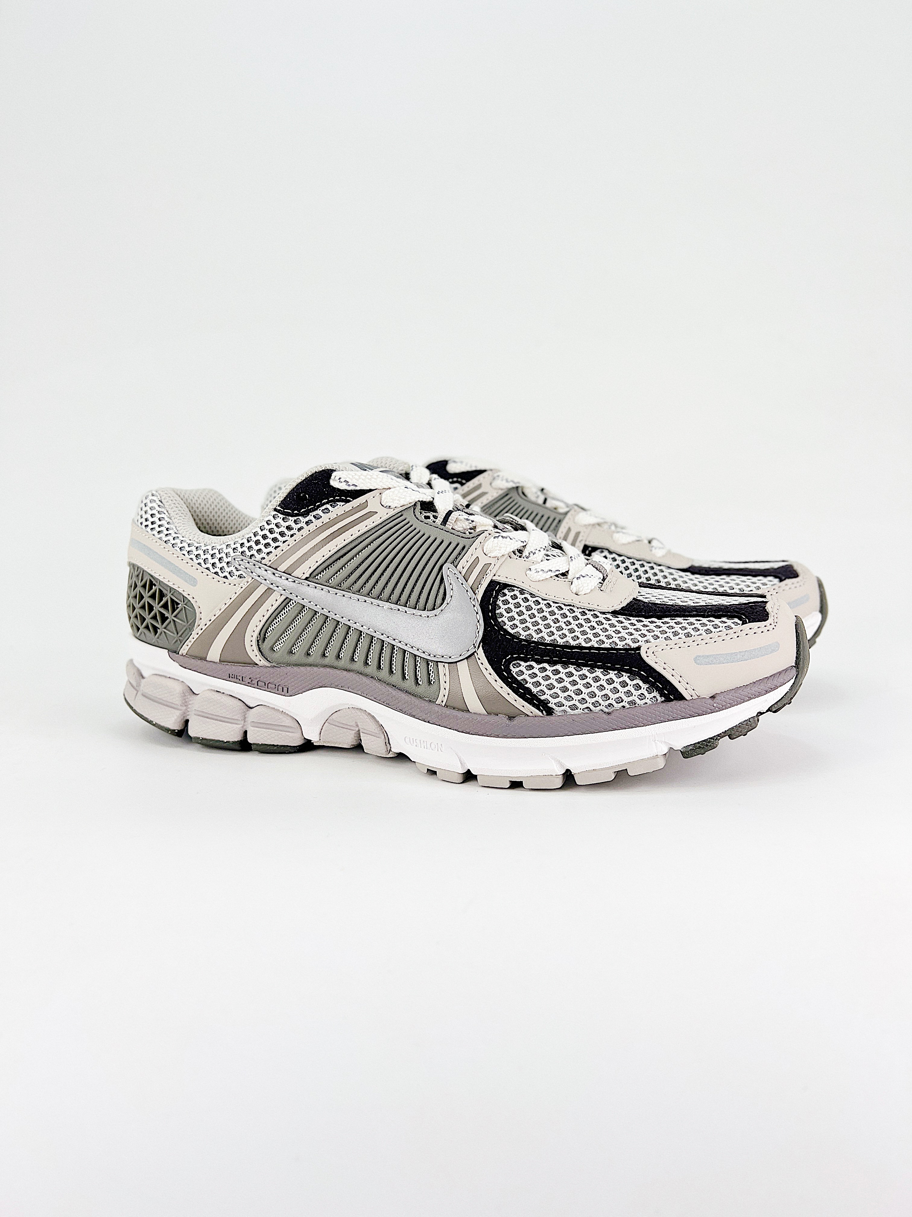 $25.99 Nike Zoom Vomero X5886 gallery