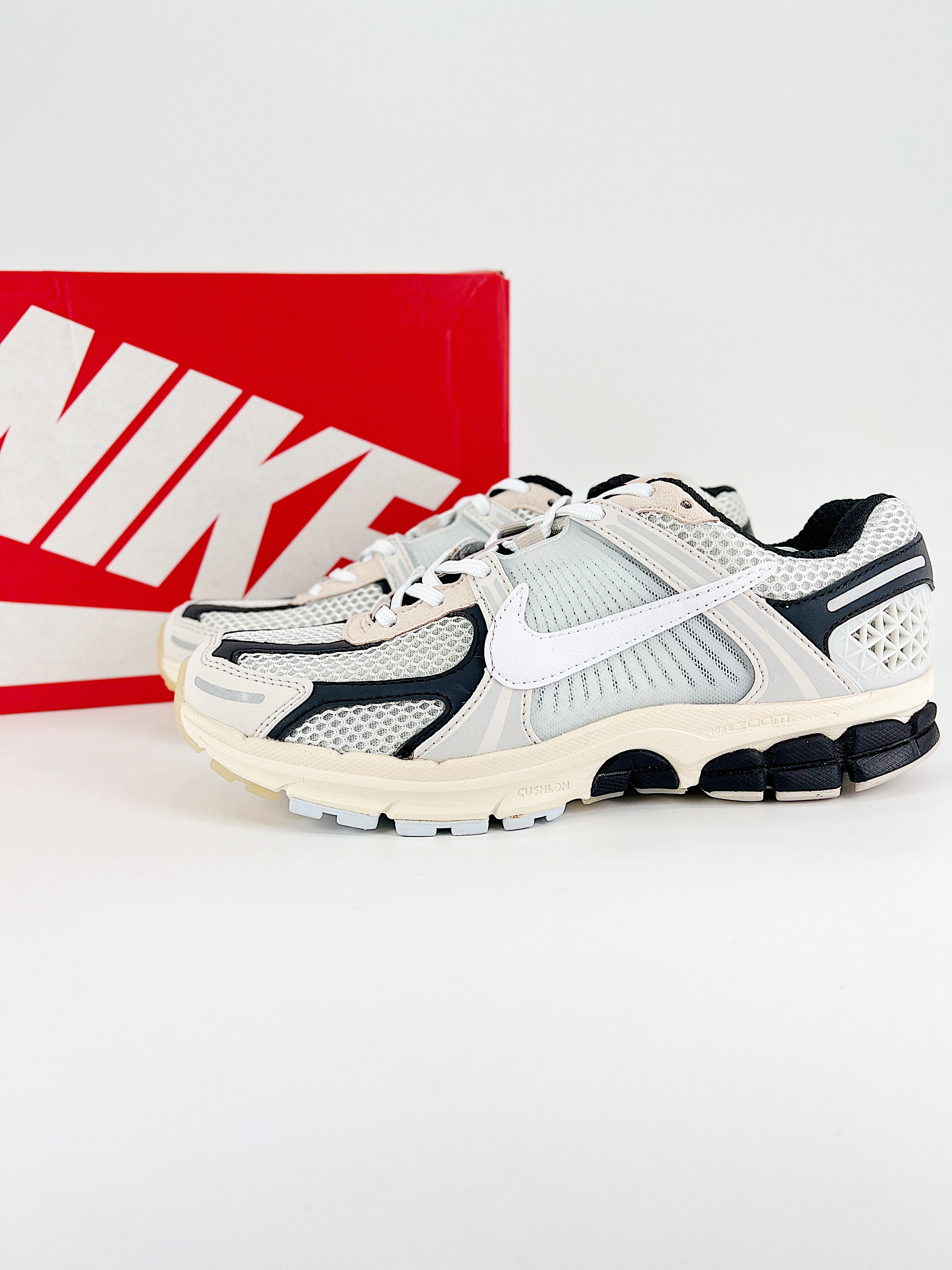 $25.99 Nike Zoom Vomero X5886 gallery