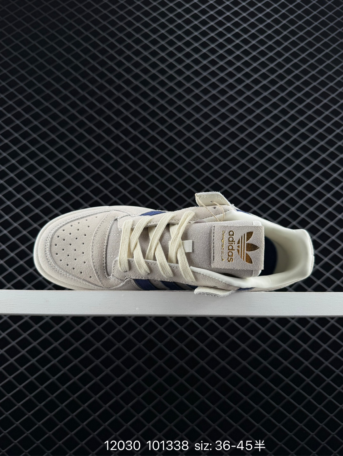 $26.99 ADIDAS FORUM EXHIBIT LOW X2551 gallery