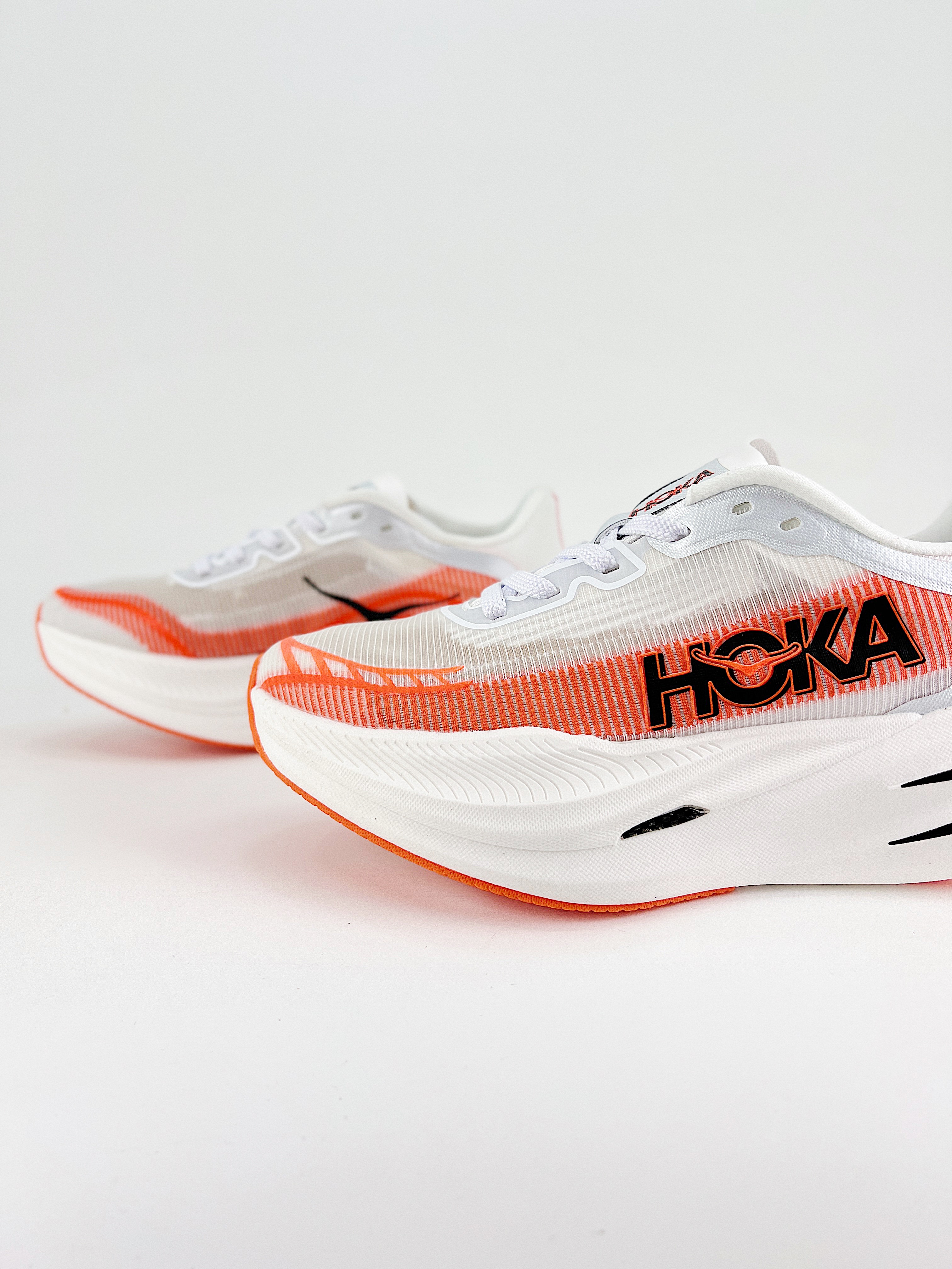 $26.99 HOKA U CIELO X1 2.0X5855 gallery