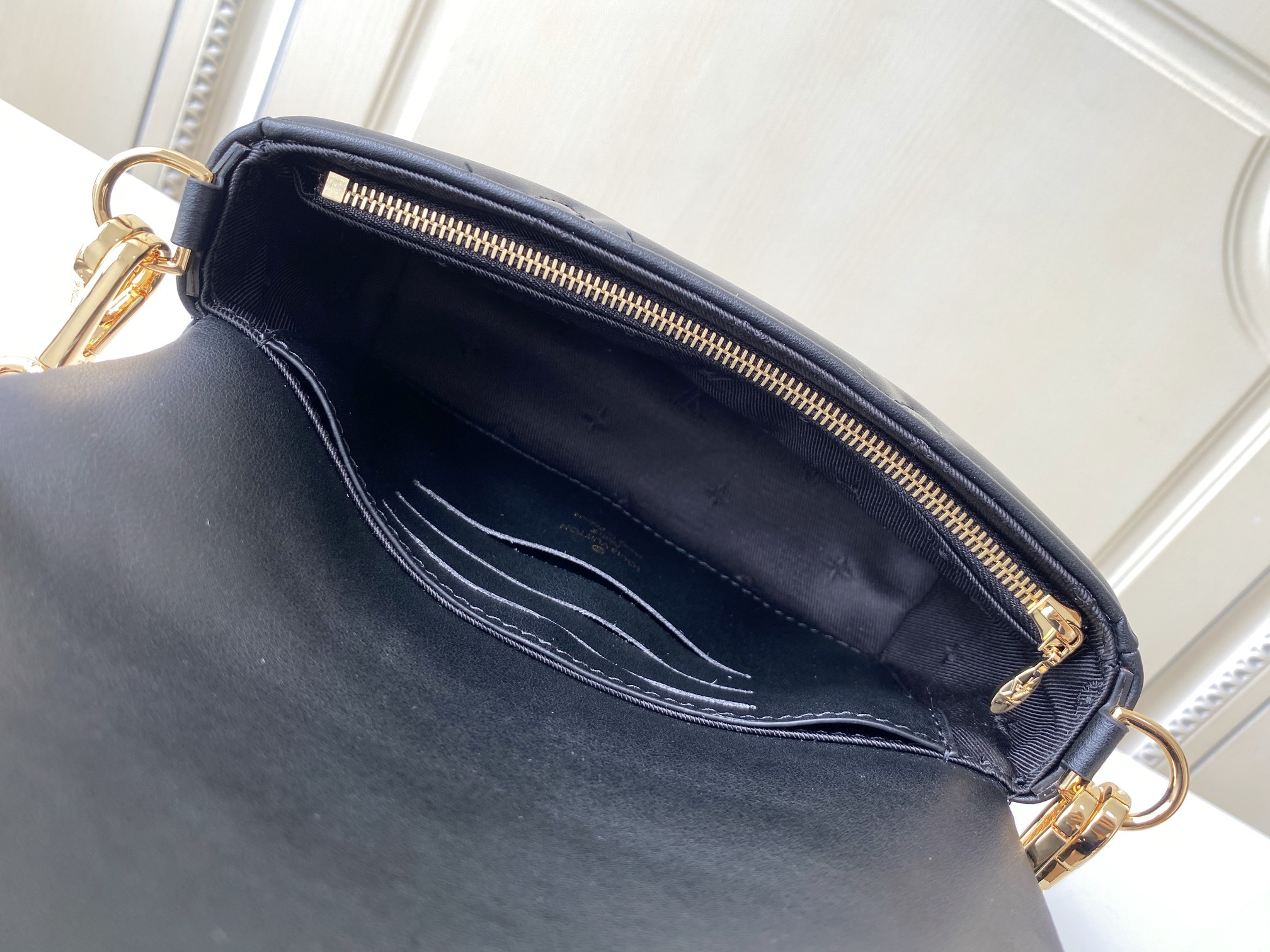 $26.99 LV 81398 X2351 gallery