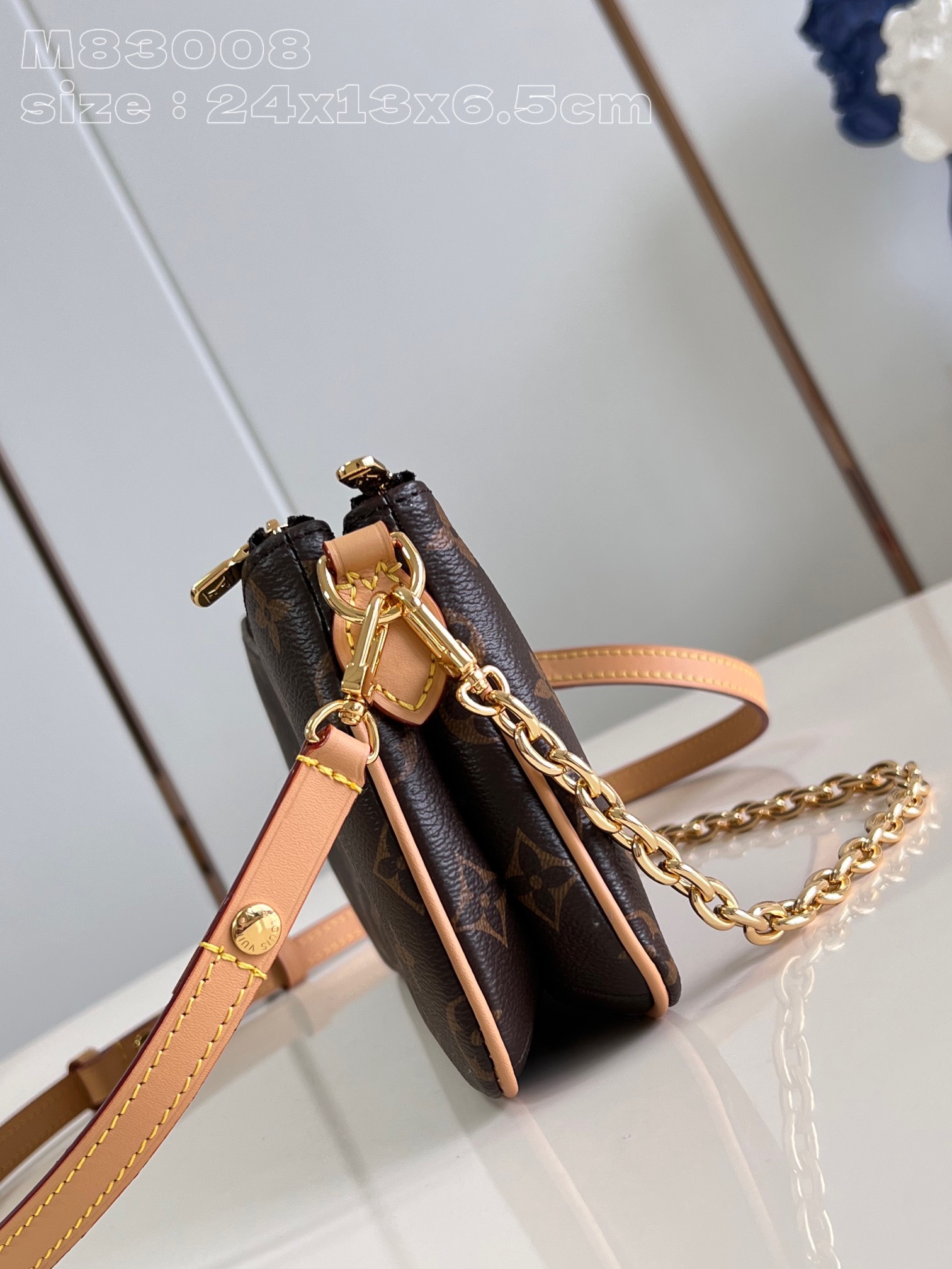 $26.99 LV M83008 X2415 gallery