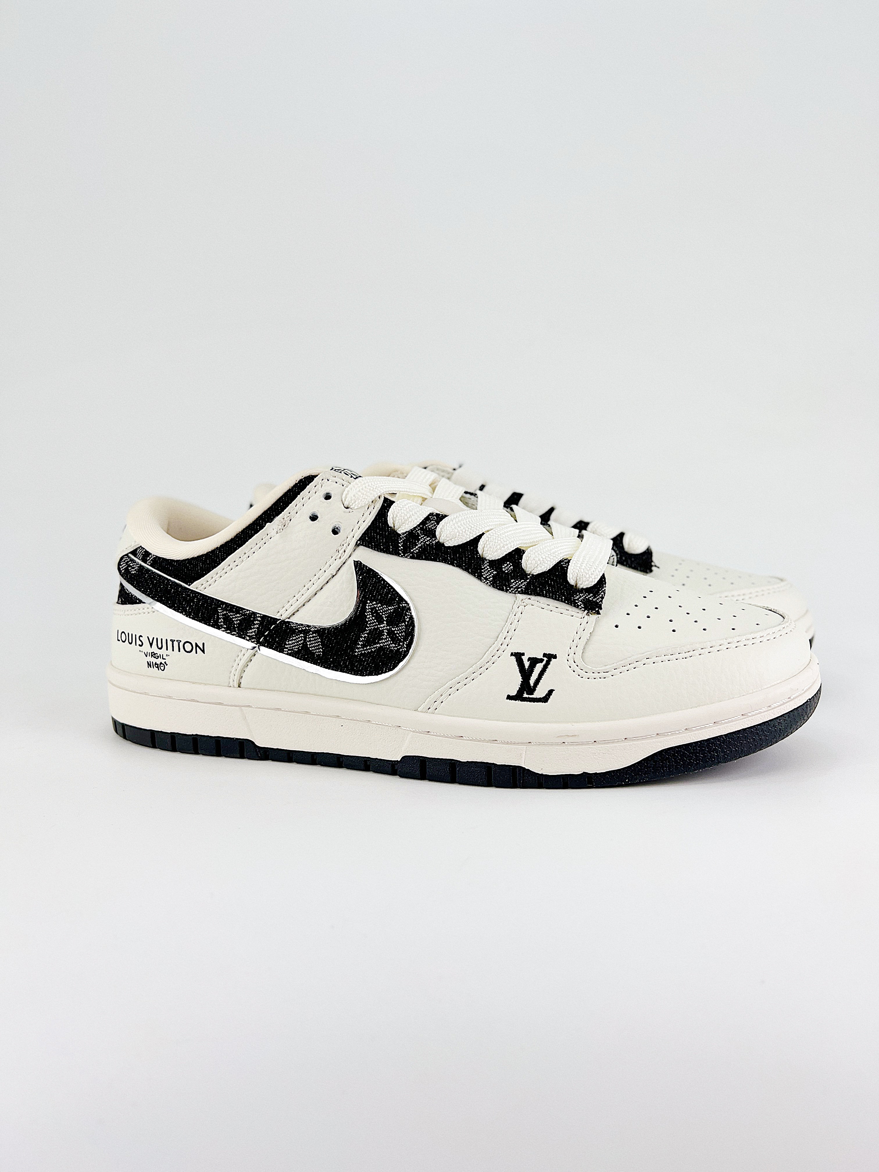 $26.99 NIKE DUNK SB LOW X5860 gallery