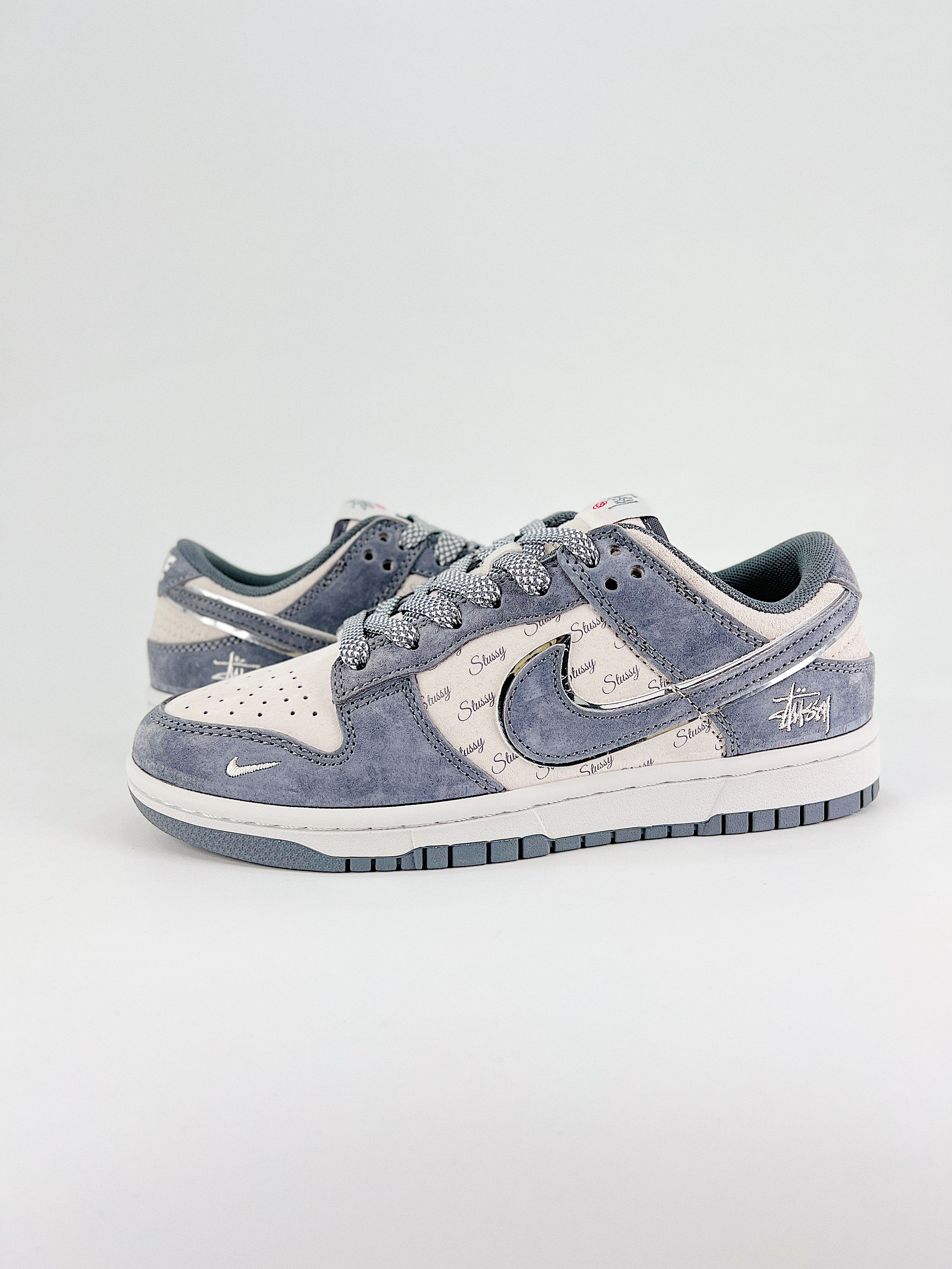 $26.99 NIKE DUNK SB LOW X5860 gallery