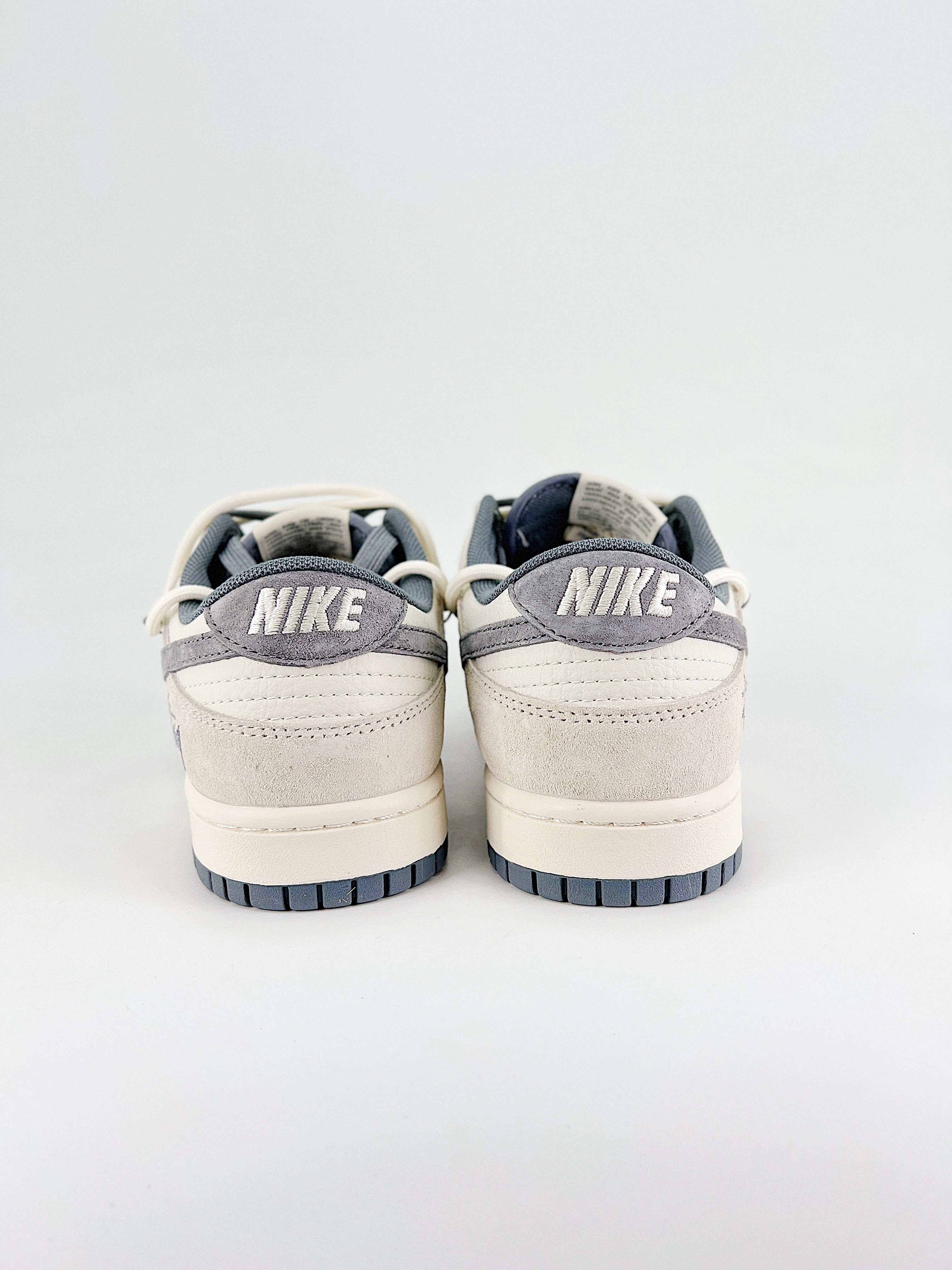 $26.99 NIKE DUNK SB LOW X5860 gallery