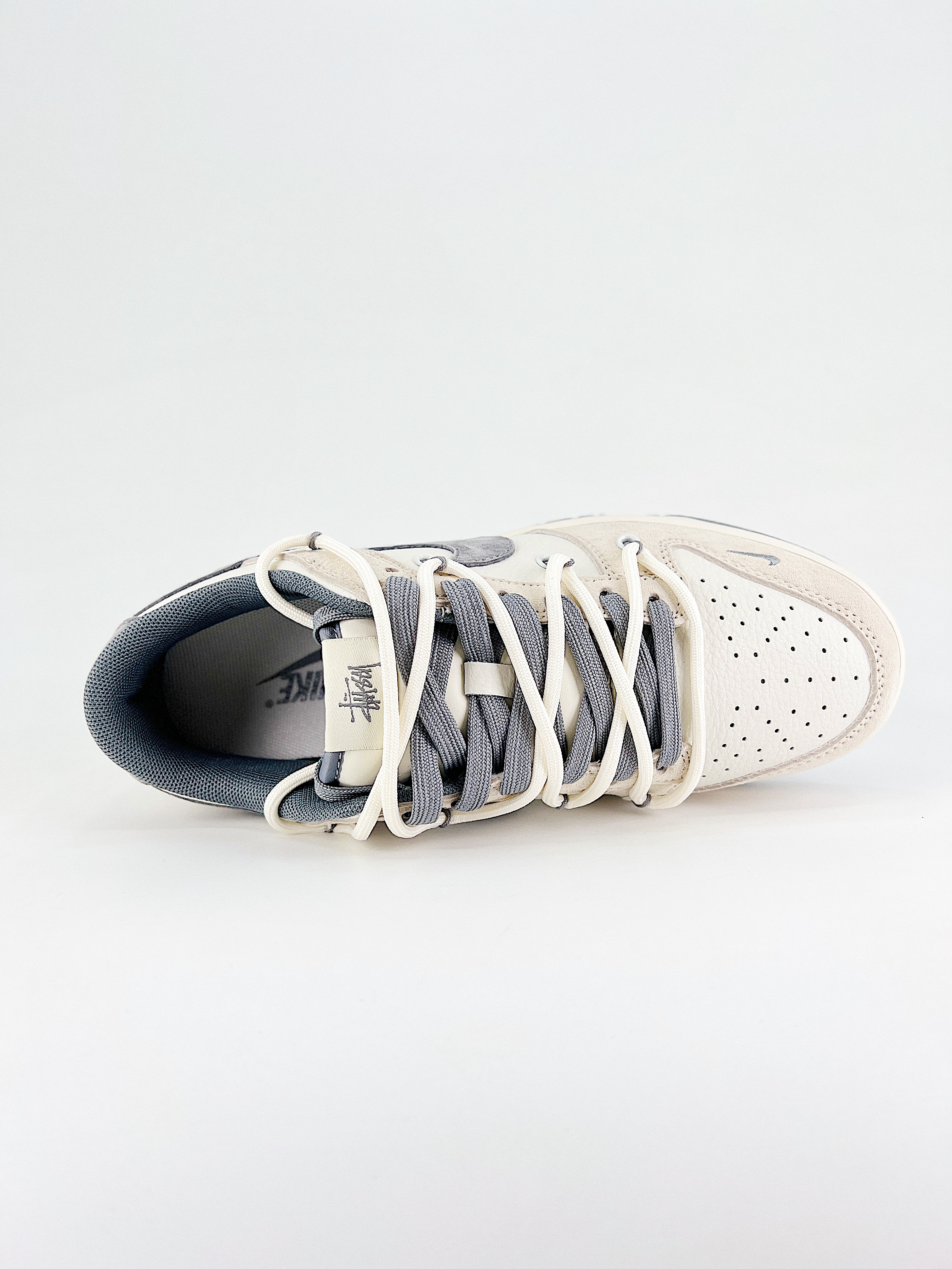 $26.99 NIKE DUNK SB LOW X5860 gallery