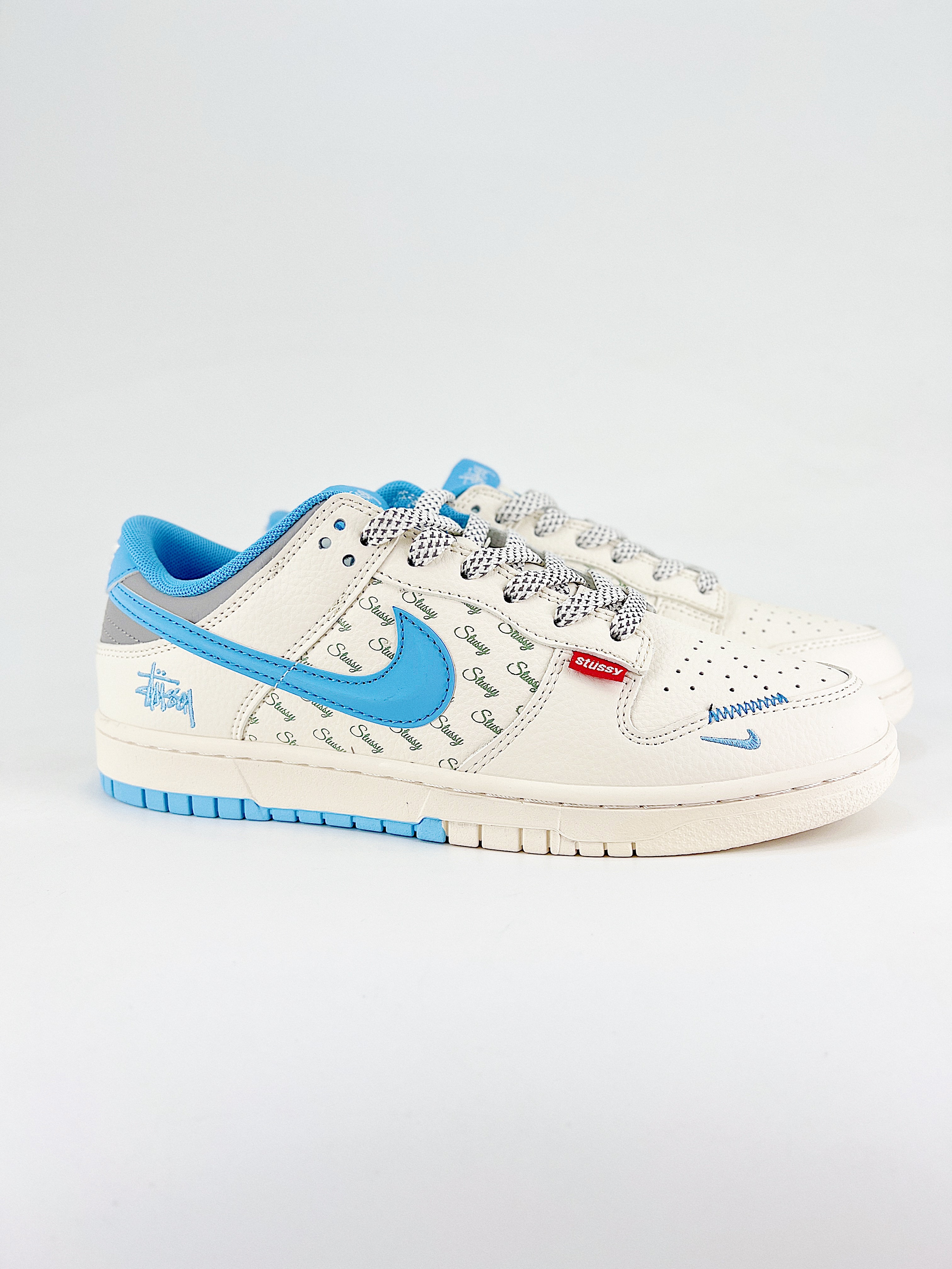 $26.99 NIKE DUNK SB LOW X5860 gallery