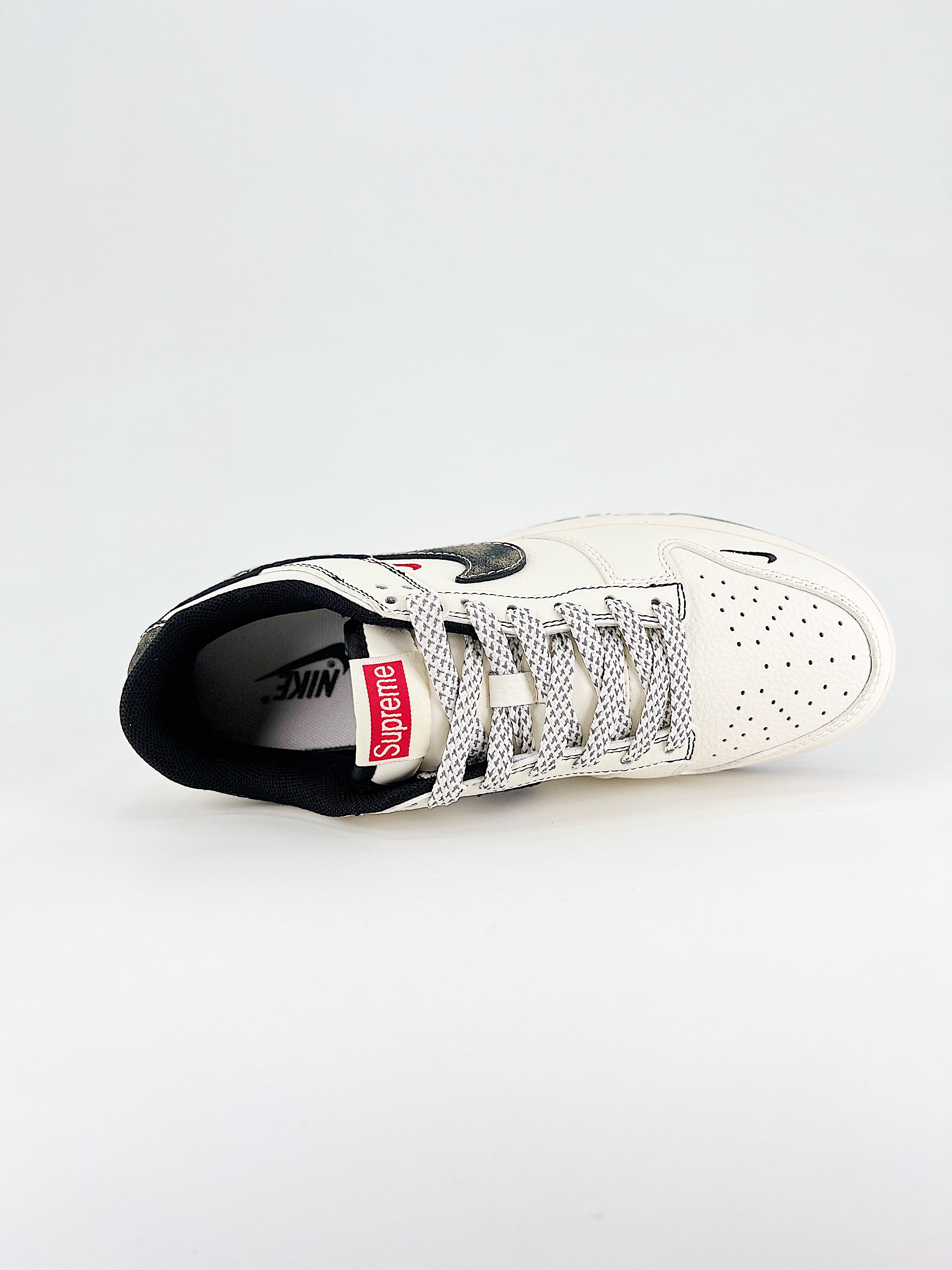 $26.99 NIKE DUNK SB LOW X5860 gallery