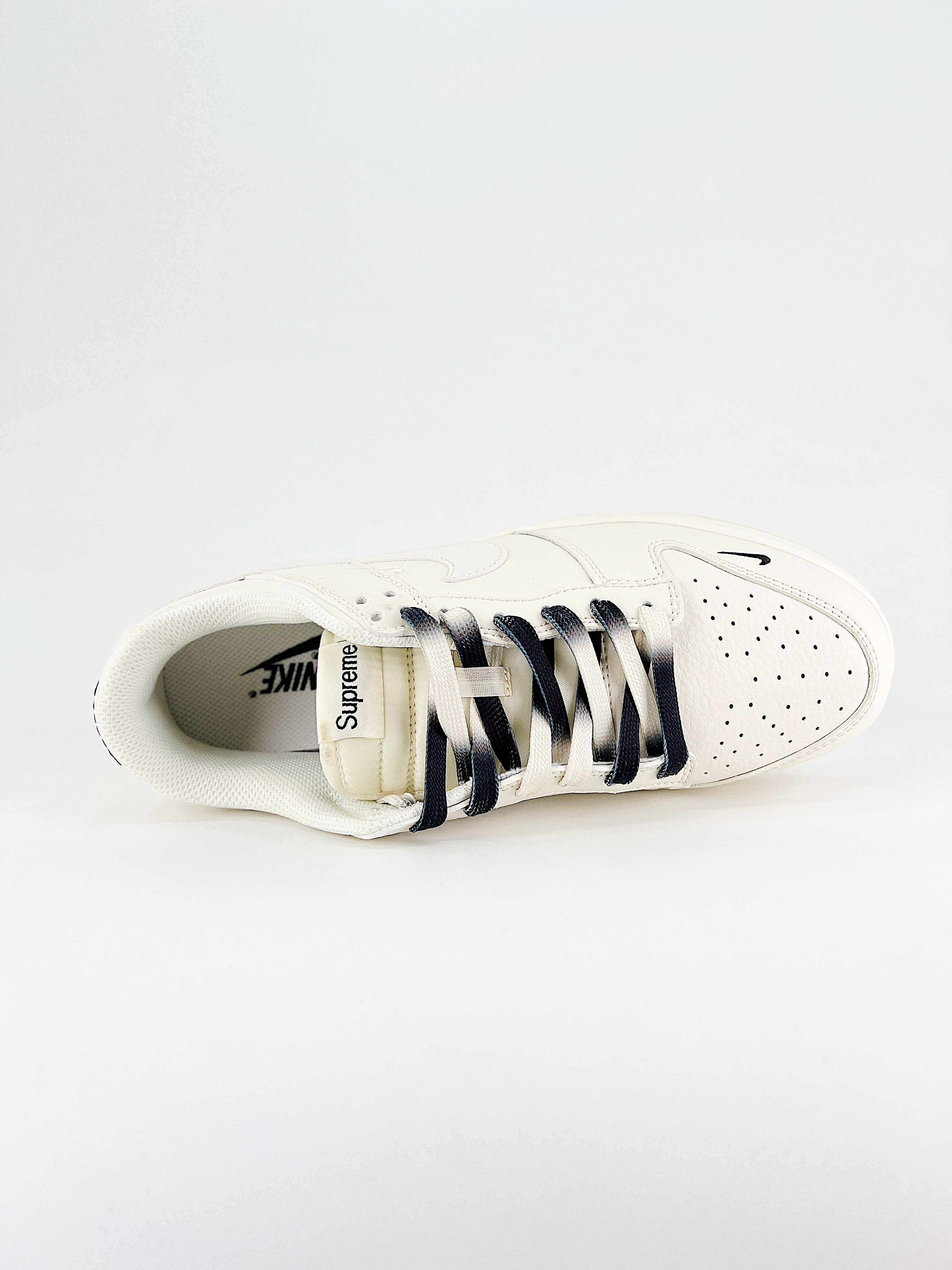 $26.99 NIKE DUNK SB LOW X5860 gallery