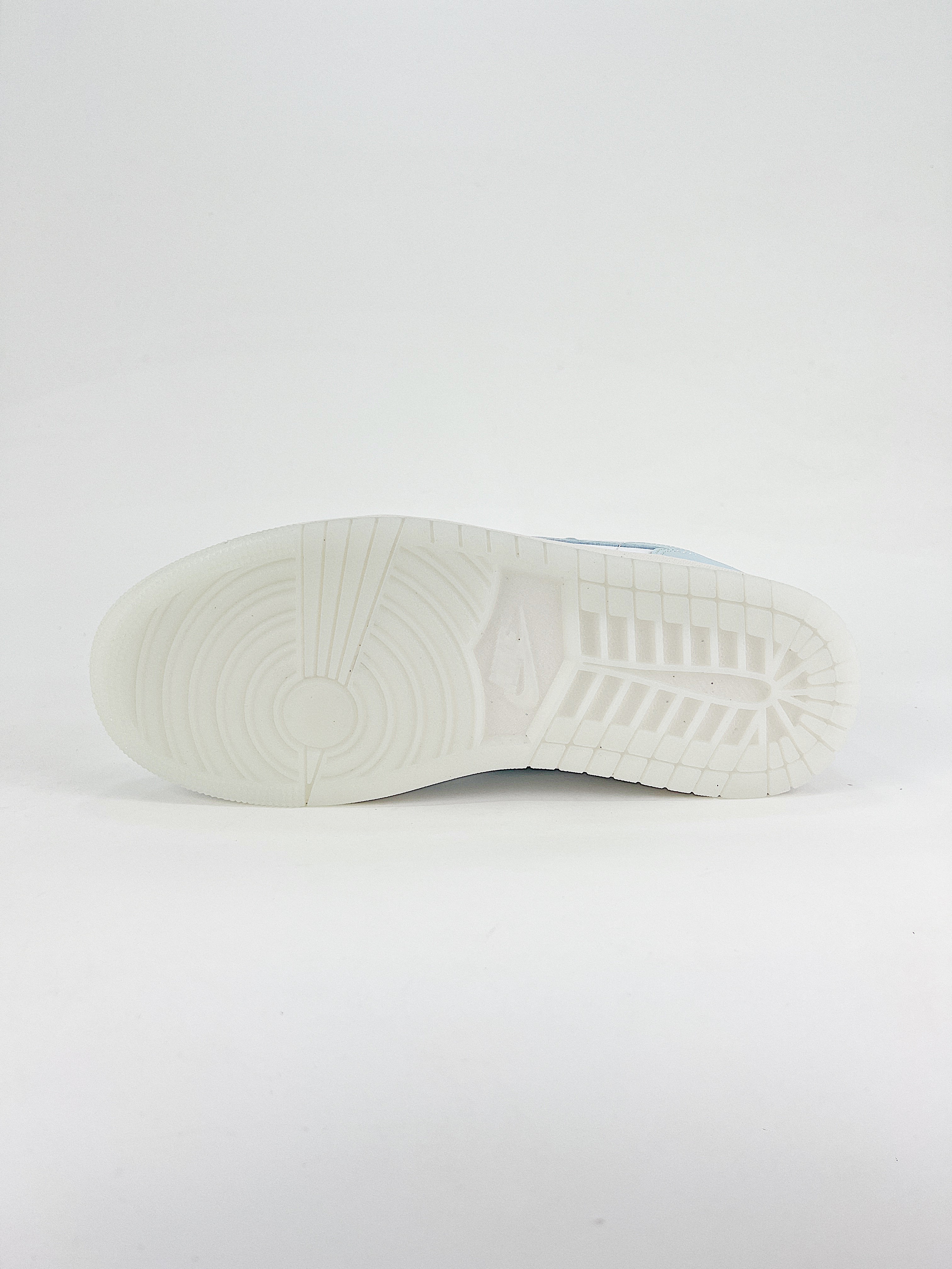$26.99 Nike Air Jordan1 Low AJ x5857 gallery
