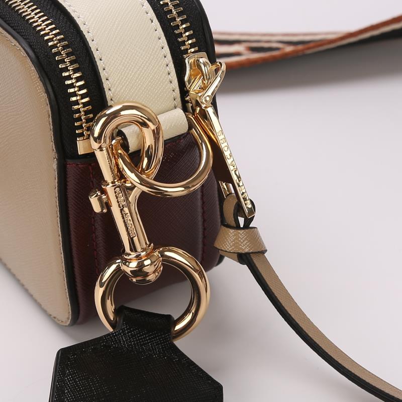 $27.99 MARC JACOBS 61 X2266 gallery