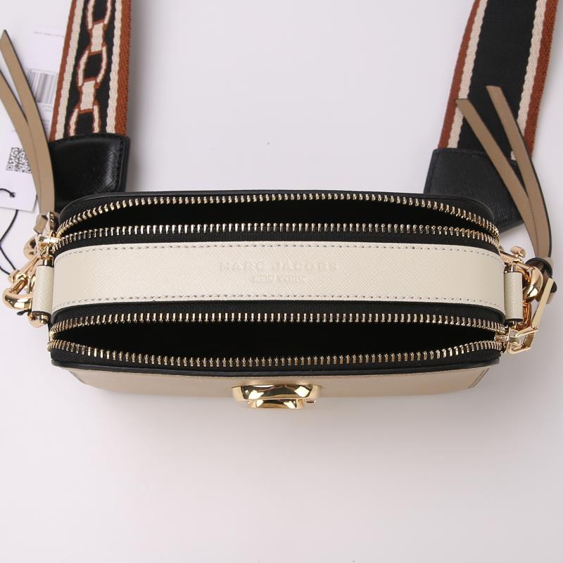 $27.99 MARC JACOBS 61 X2266 gallery