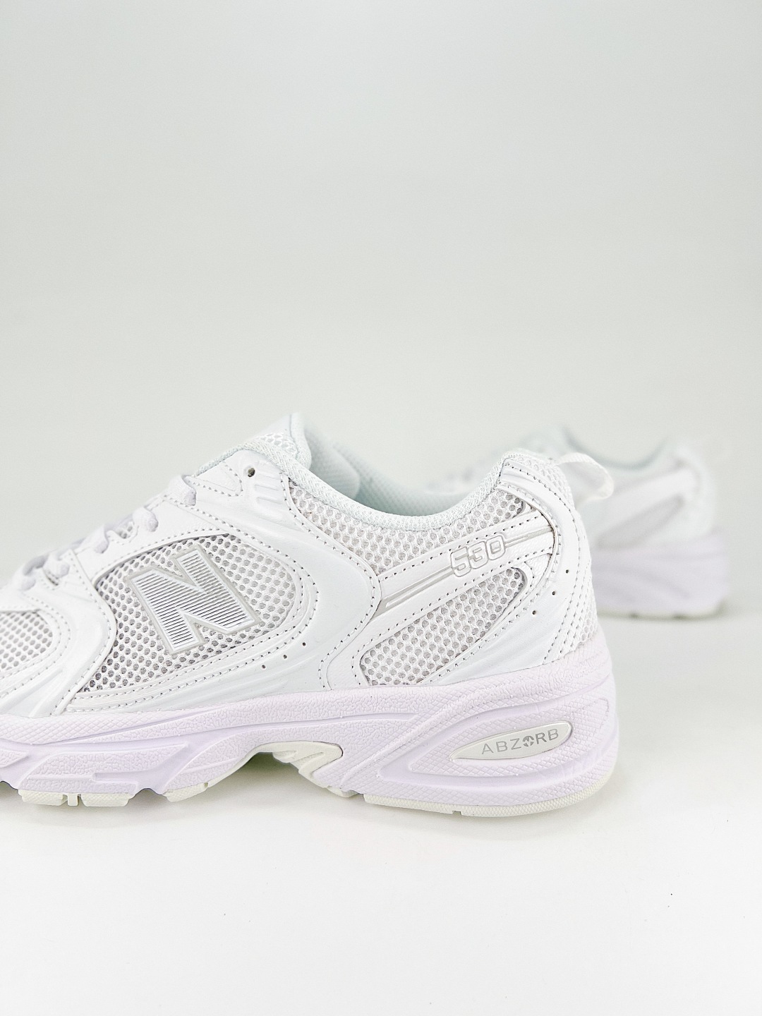 $28.88 New Balance 530 X2126 gallery
