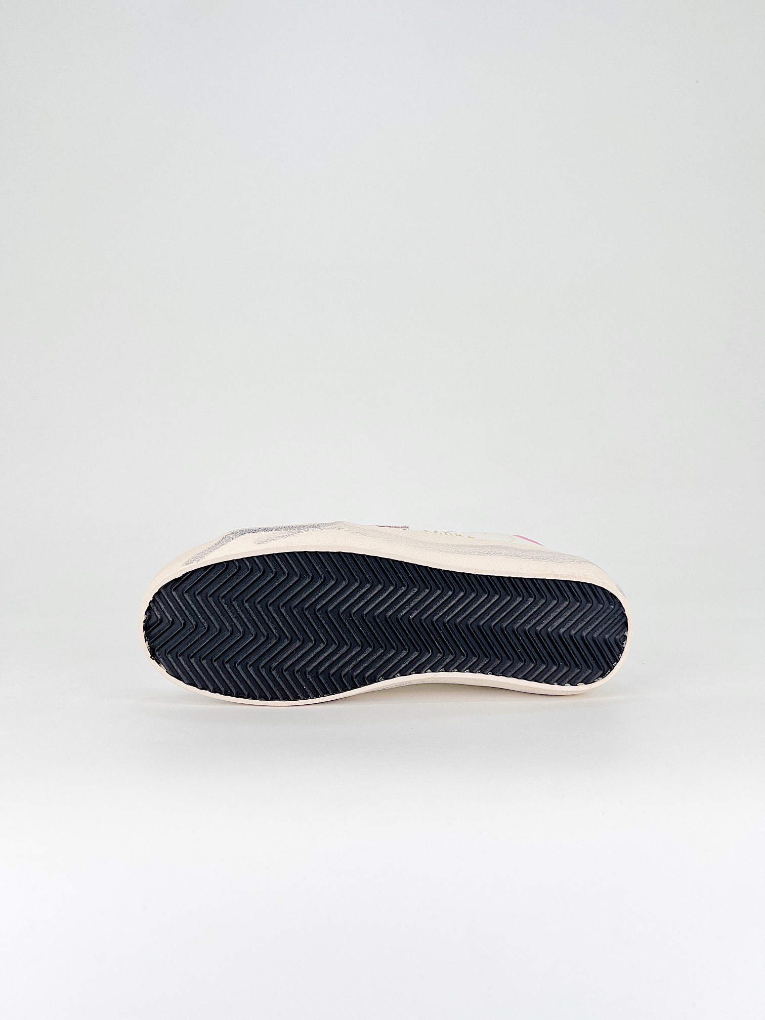 $28.99 GGDB Golden Goose X5245 gallery