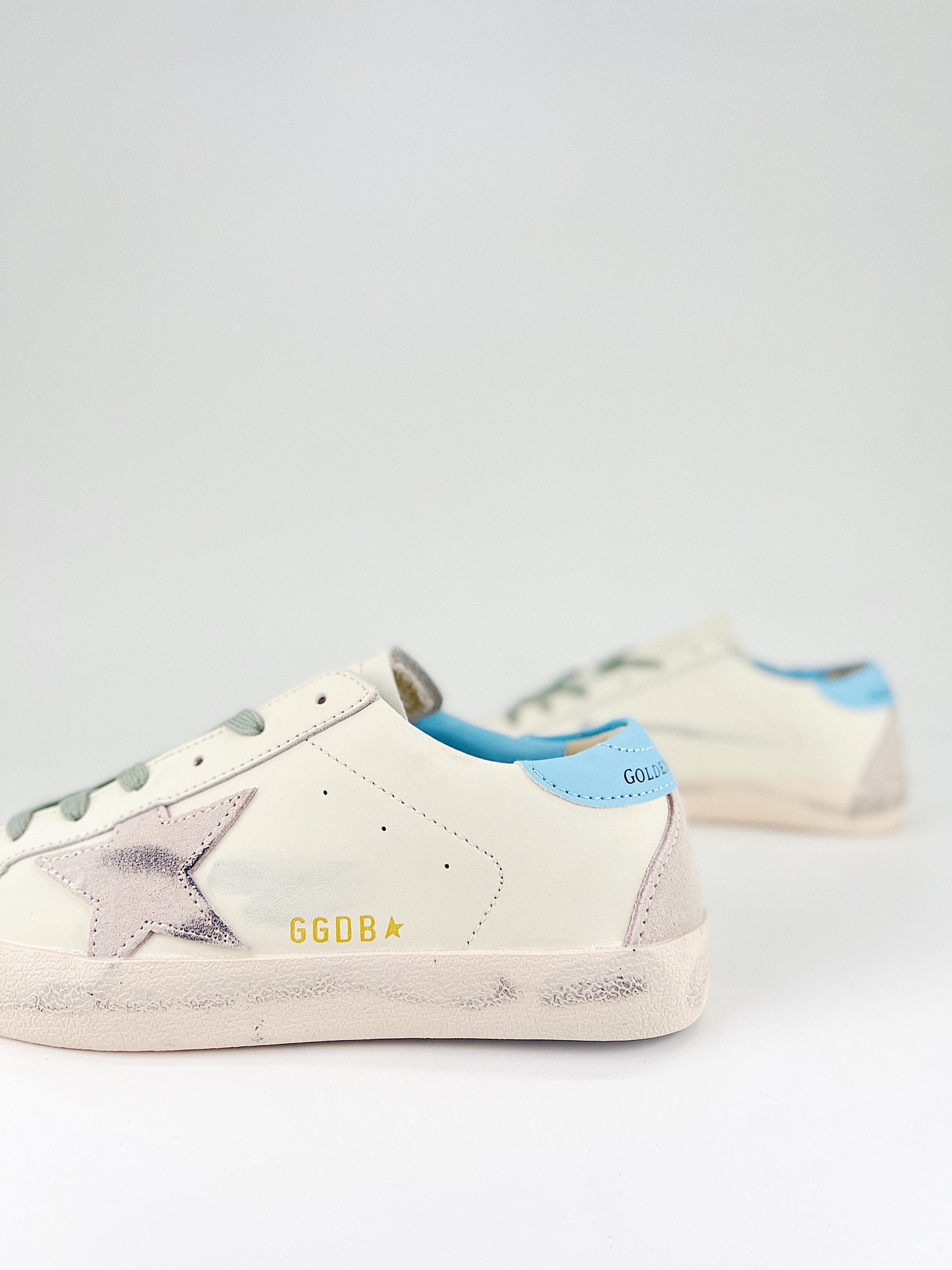 $28.99 GGDB Golden Goose X5247 gallery