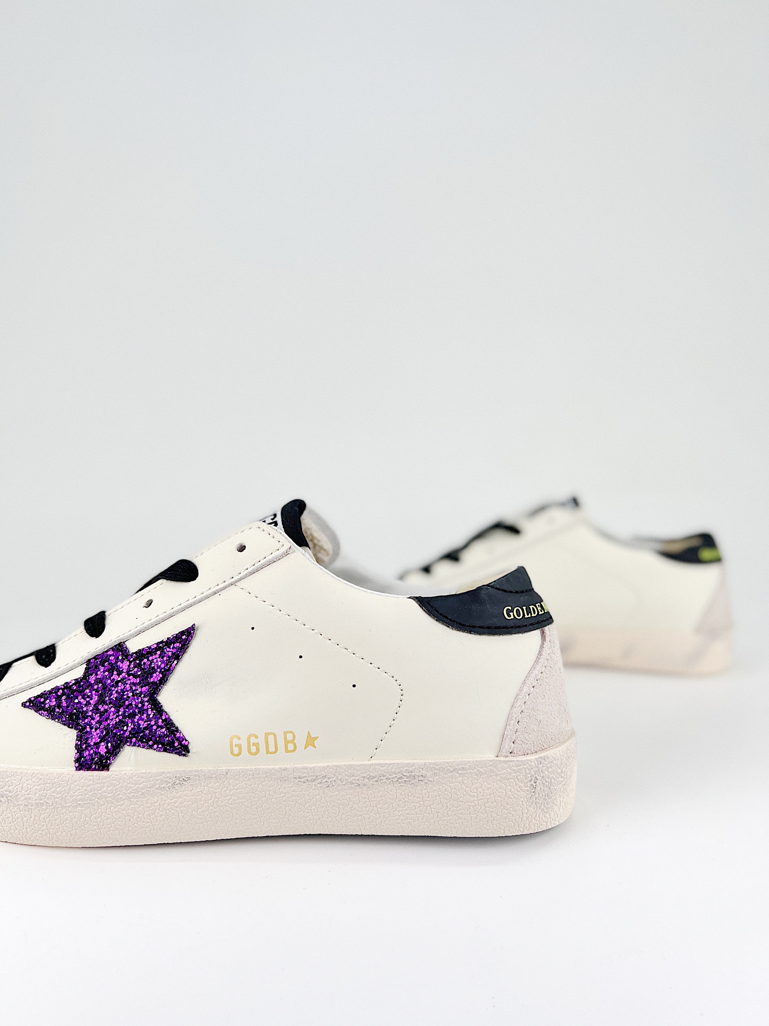 $28.99 GGDB Golden Goose X5250 gallery