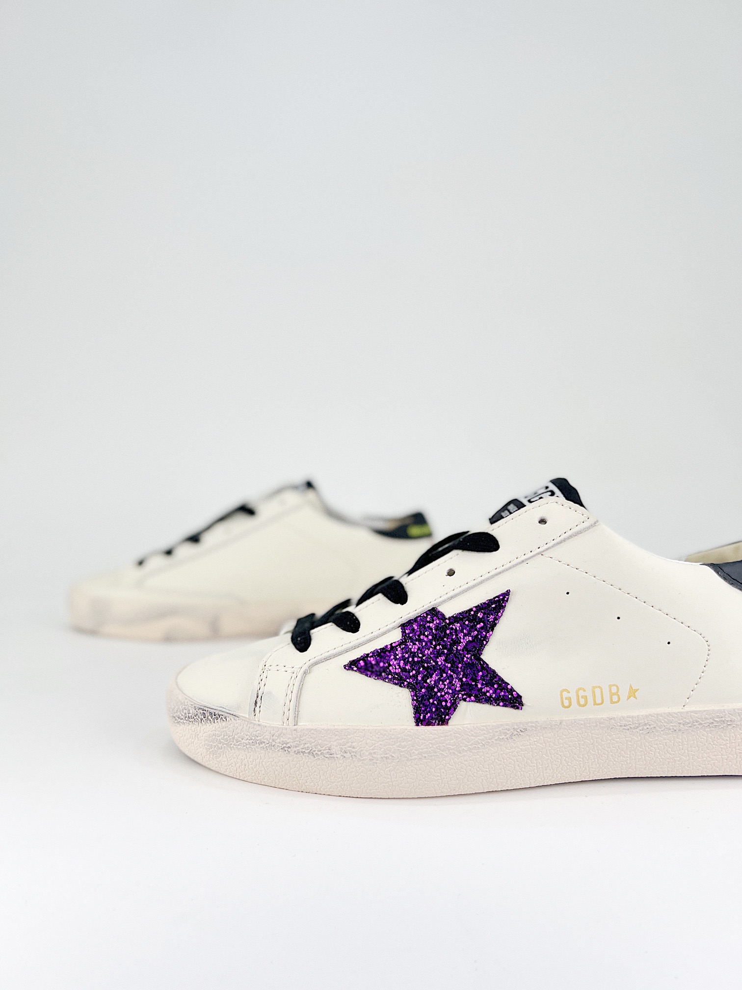 $28.99 GGDB Golden Goose X5250 gallery