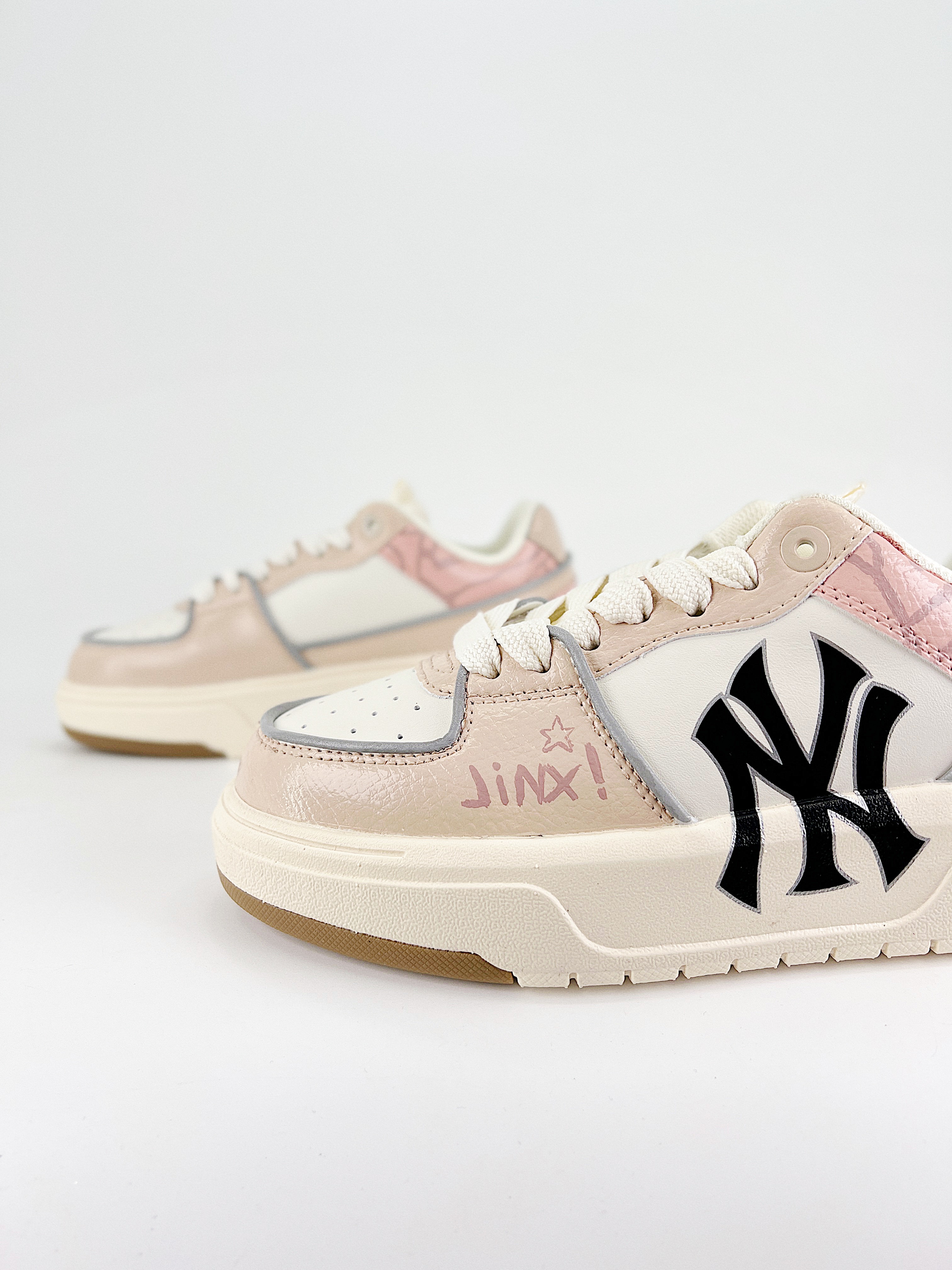 $28.99 MLB Chunky Liner New York Yankees X5312 gallery