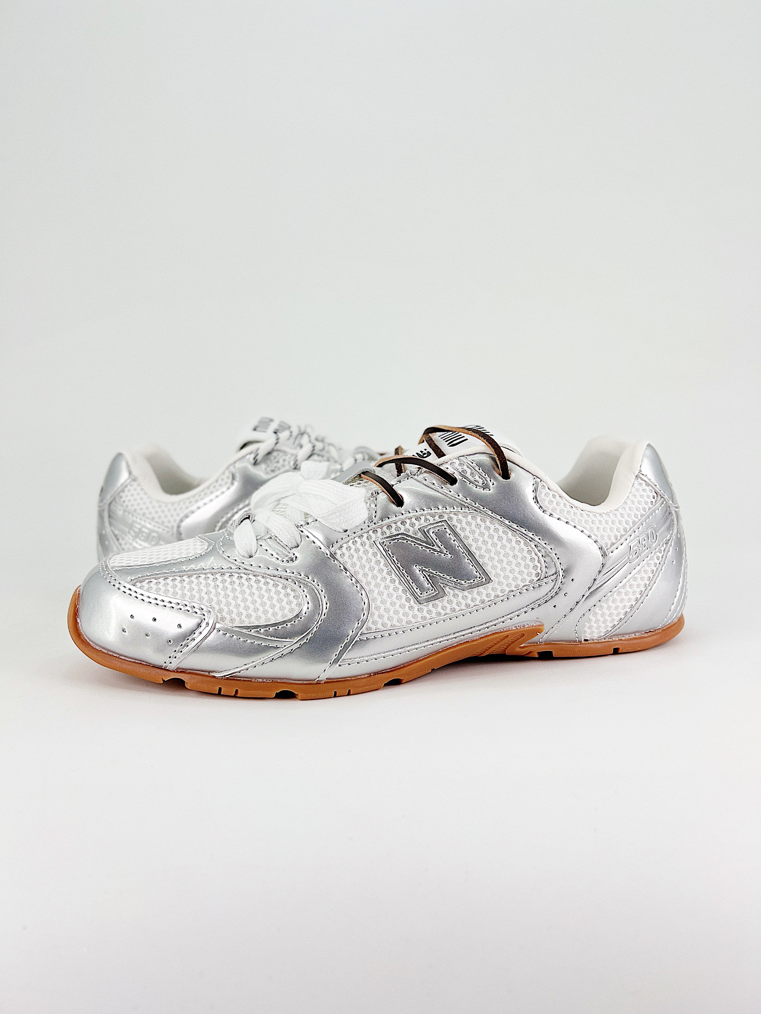 $28.99 MiuMiu x New Balance X5290 gallery