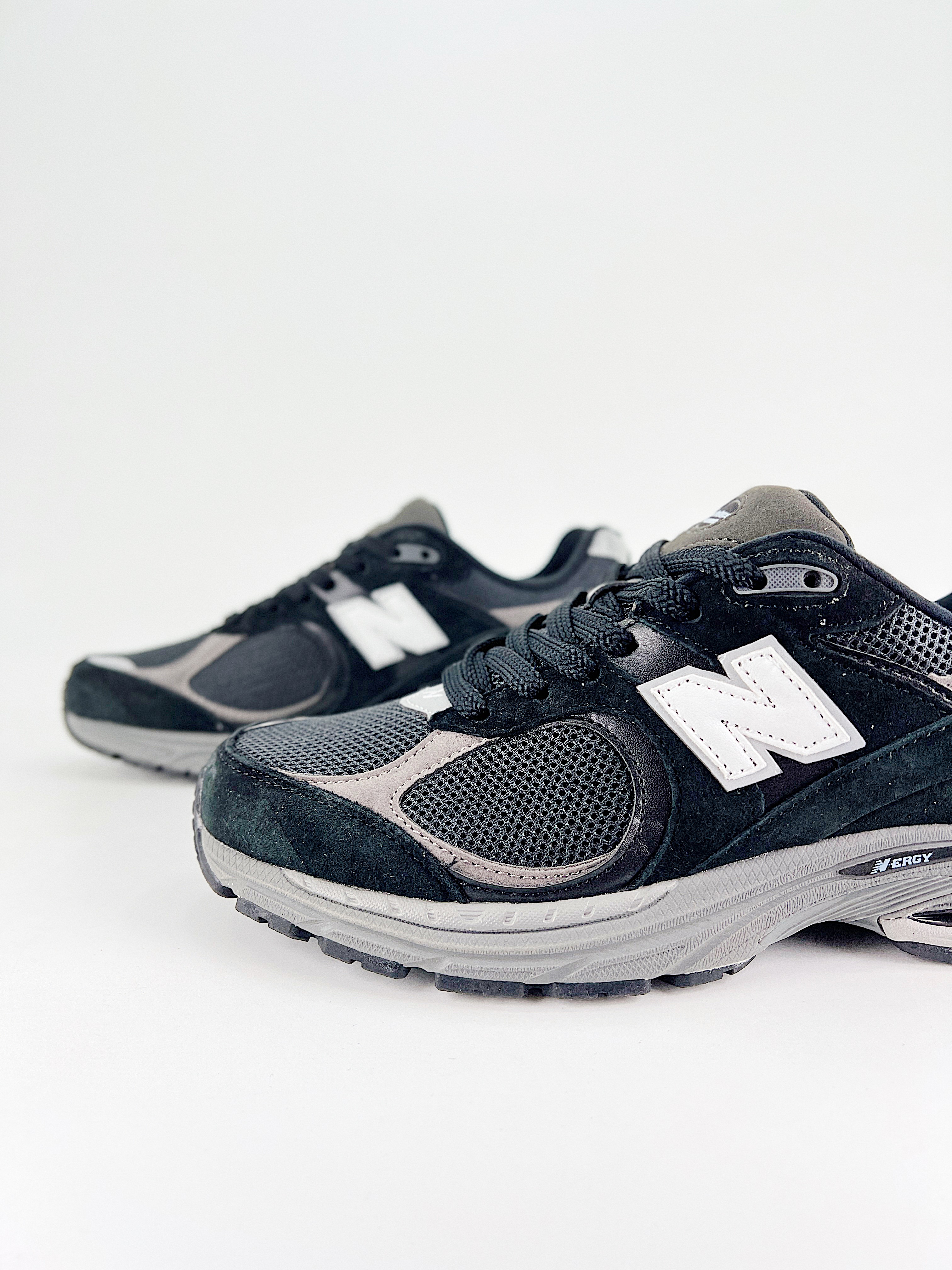 $28.99 New Balance 2002 X5251 gallery