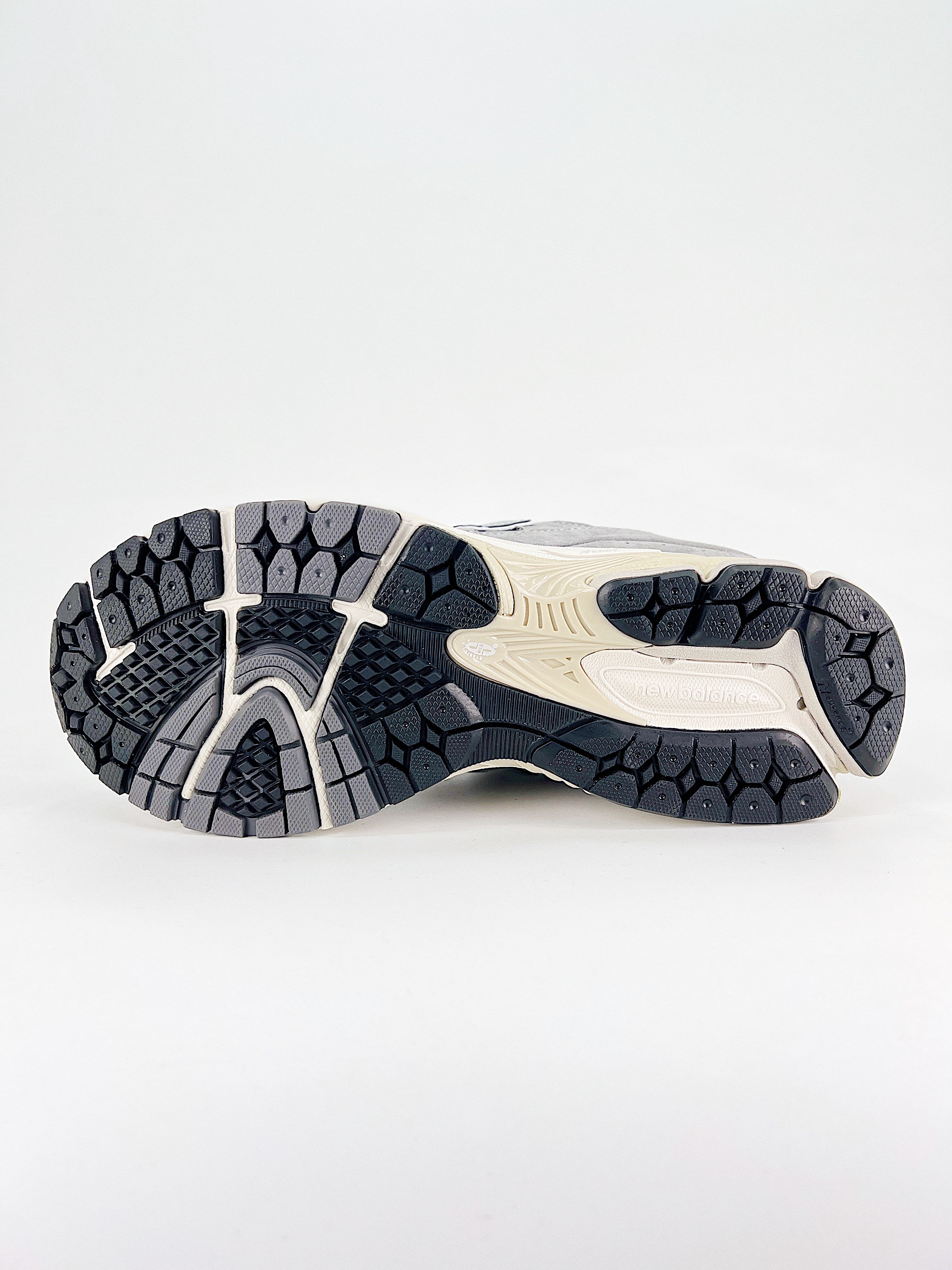$28.99 New Balance 2002 X5276 gallery
