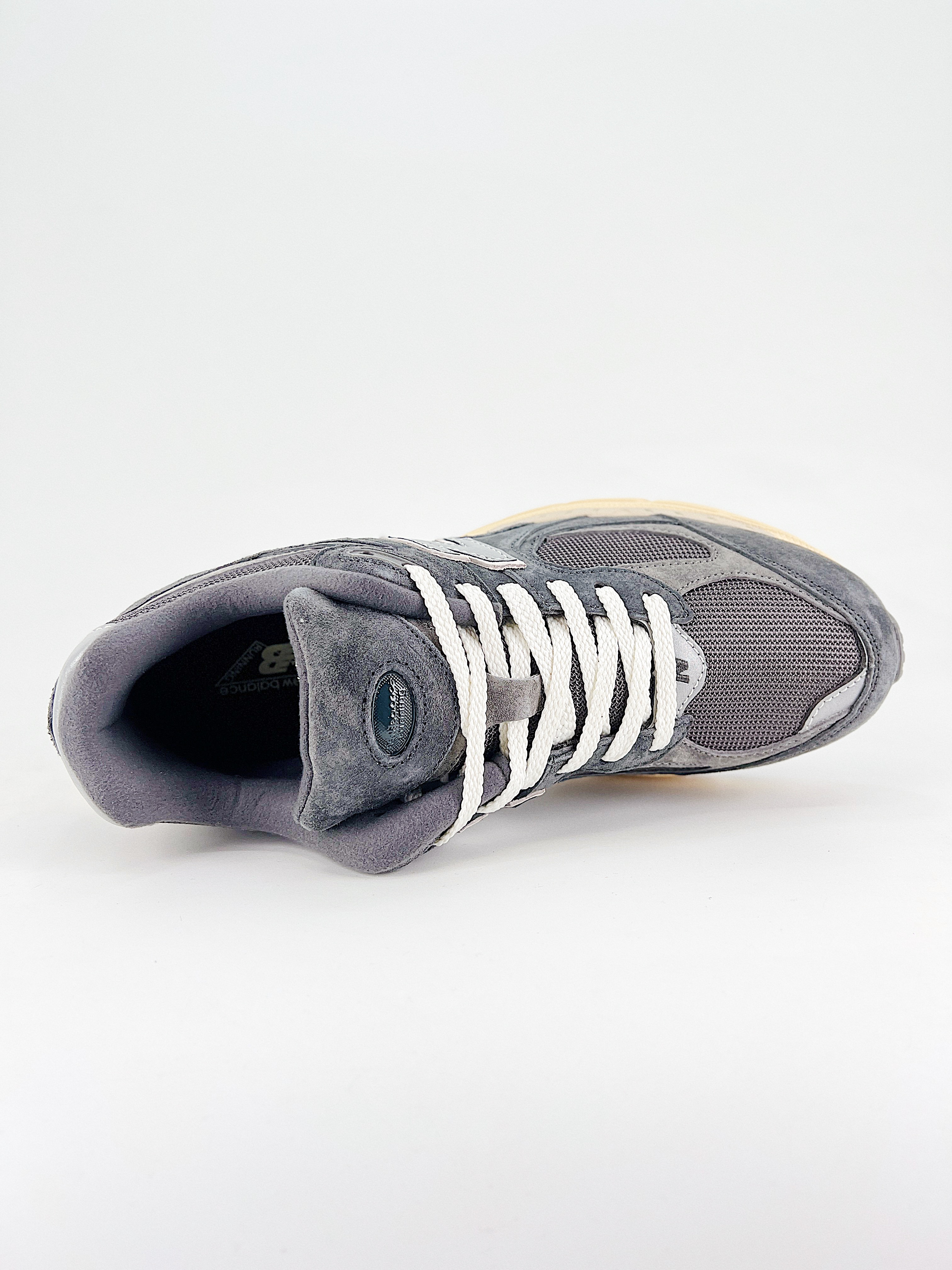 $28.99 New Balance 2002 X5277 gallery