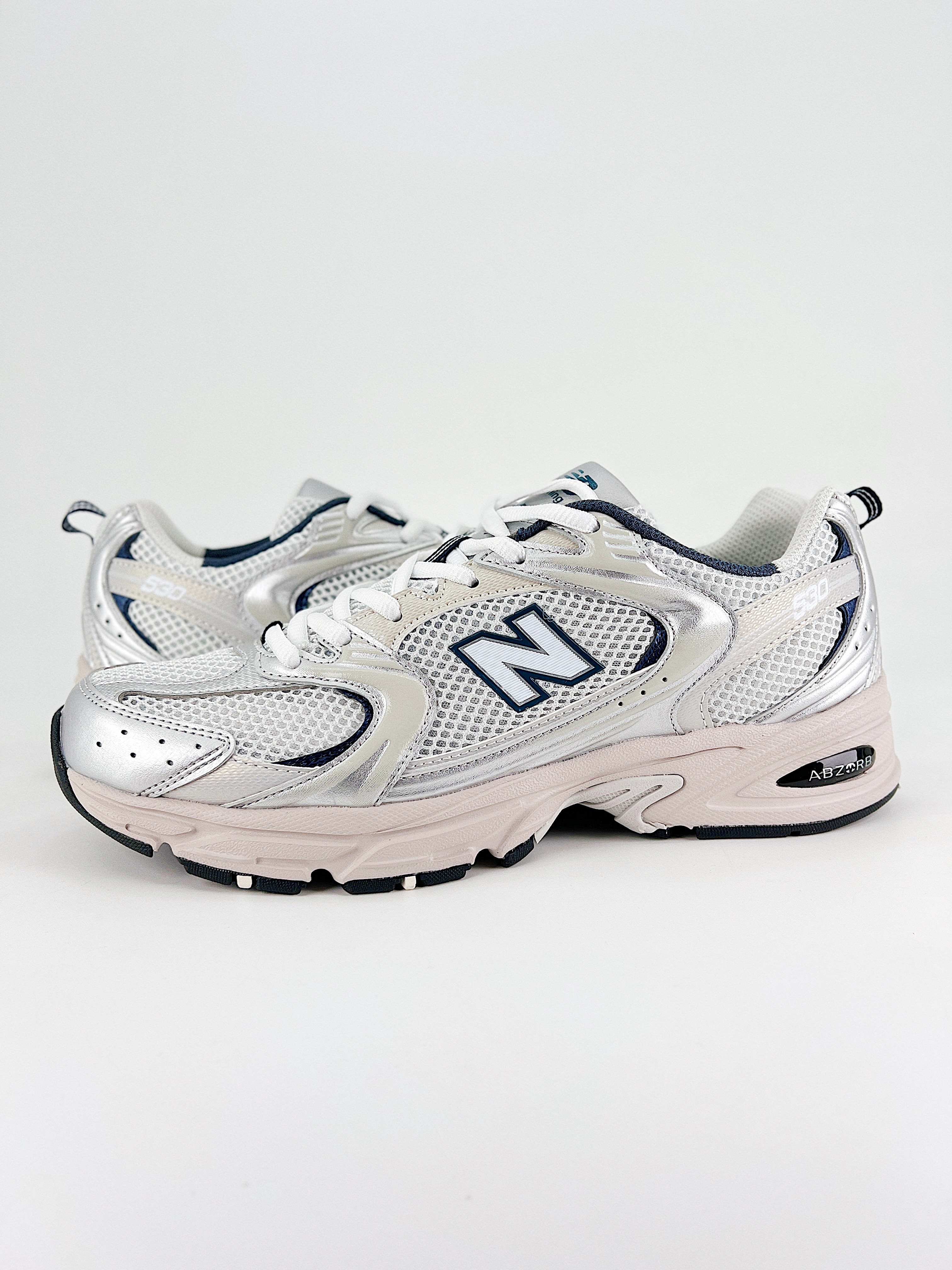$28.99 New Balance MR530SG X5261 gallery