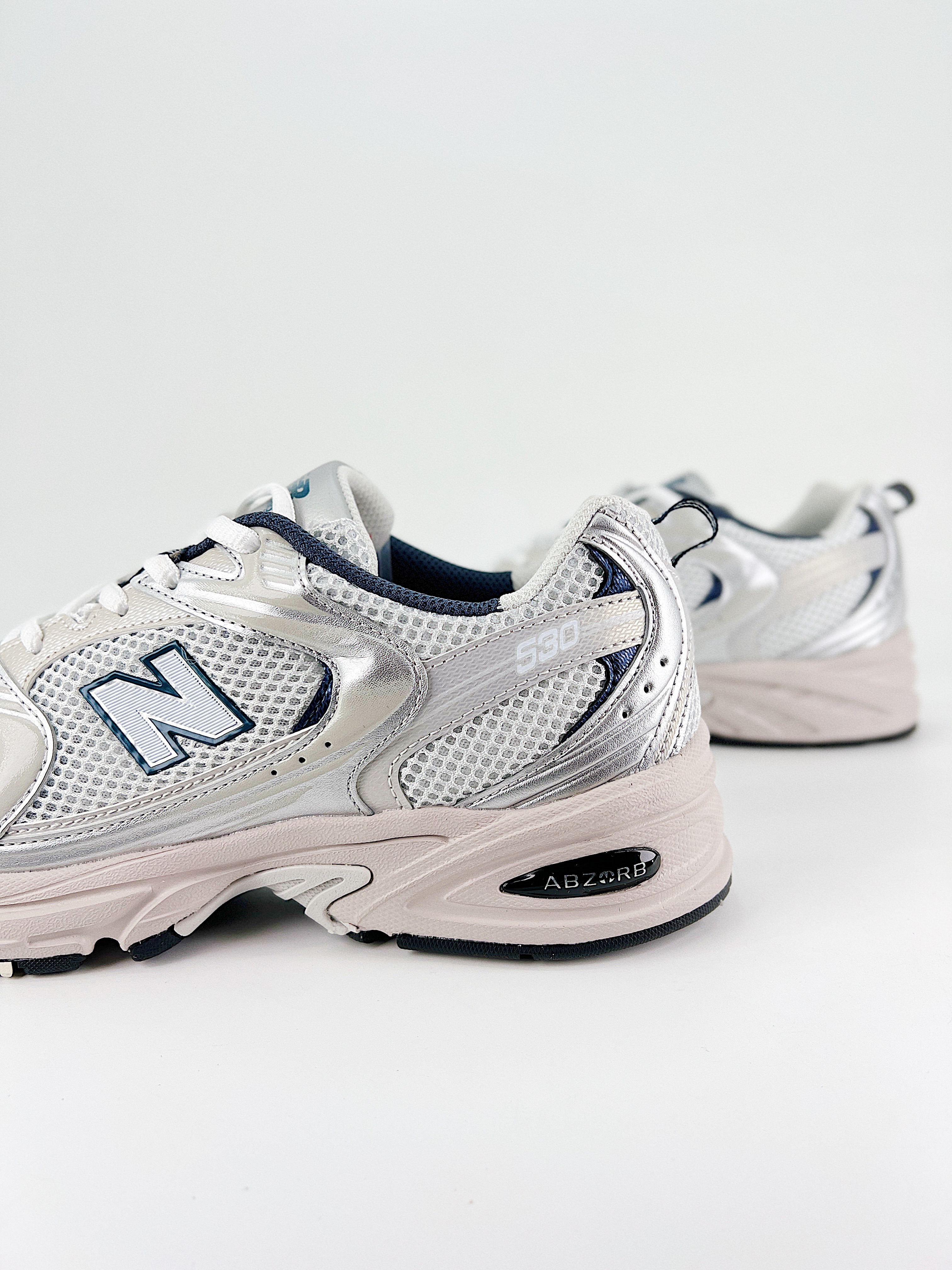 $28.99 New Balance MR530SG X5261 gallery