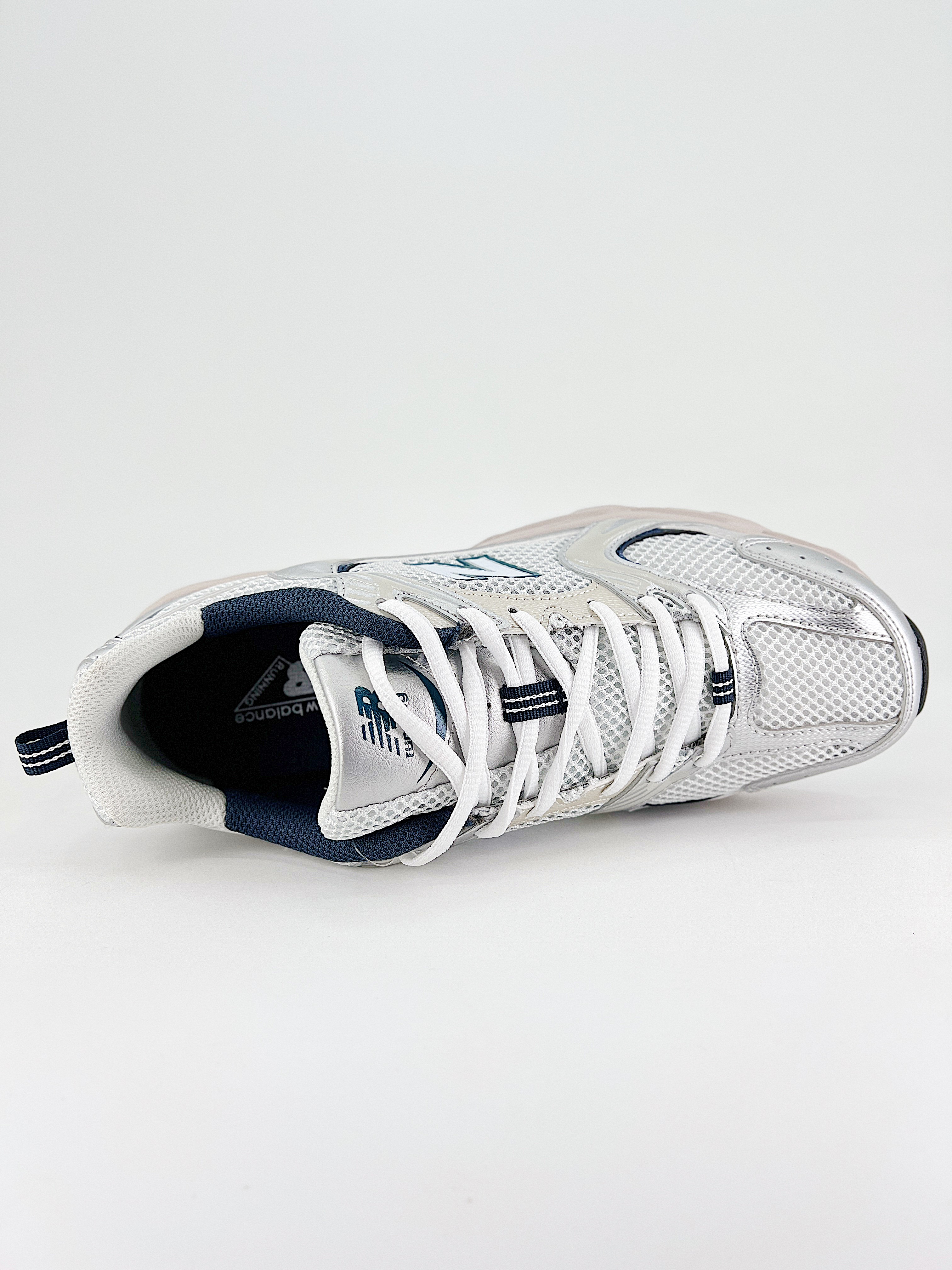 $28.99 New Balance MR530SG X5261 gallery