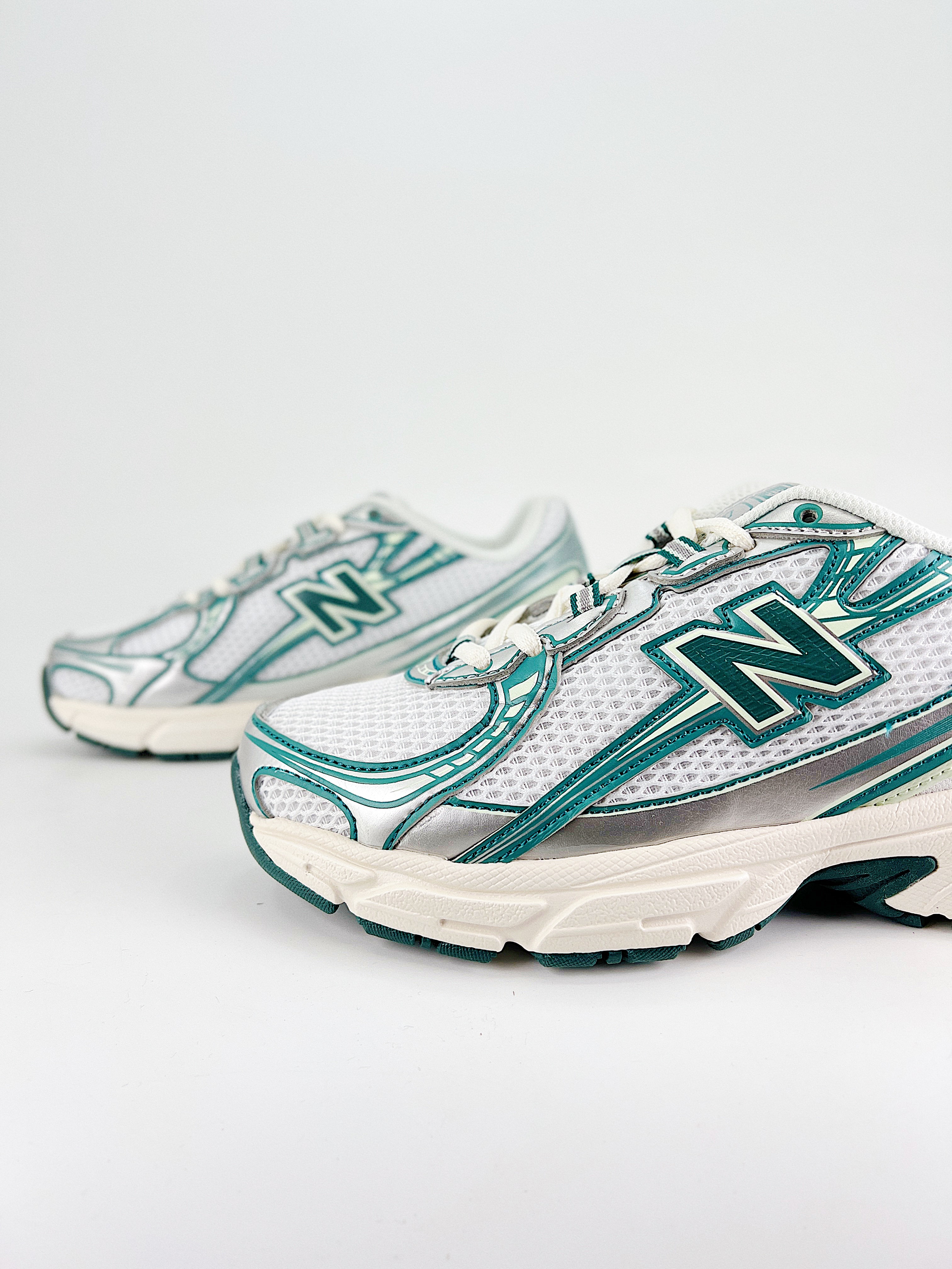 $28.99 New Balance NB 740 X5269 gallery