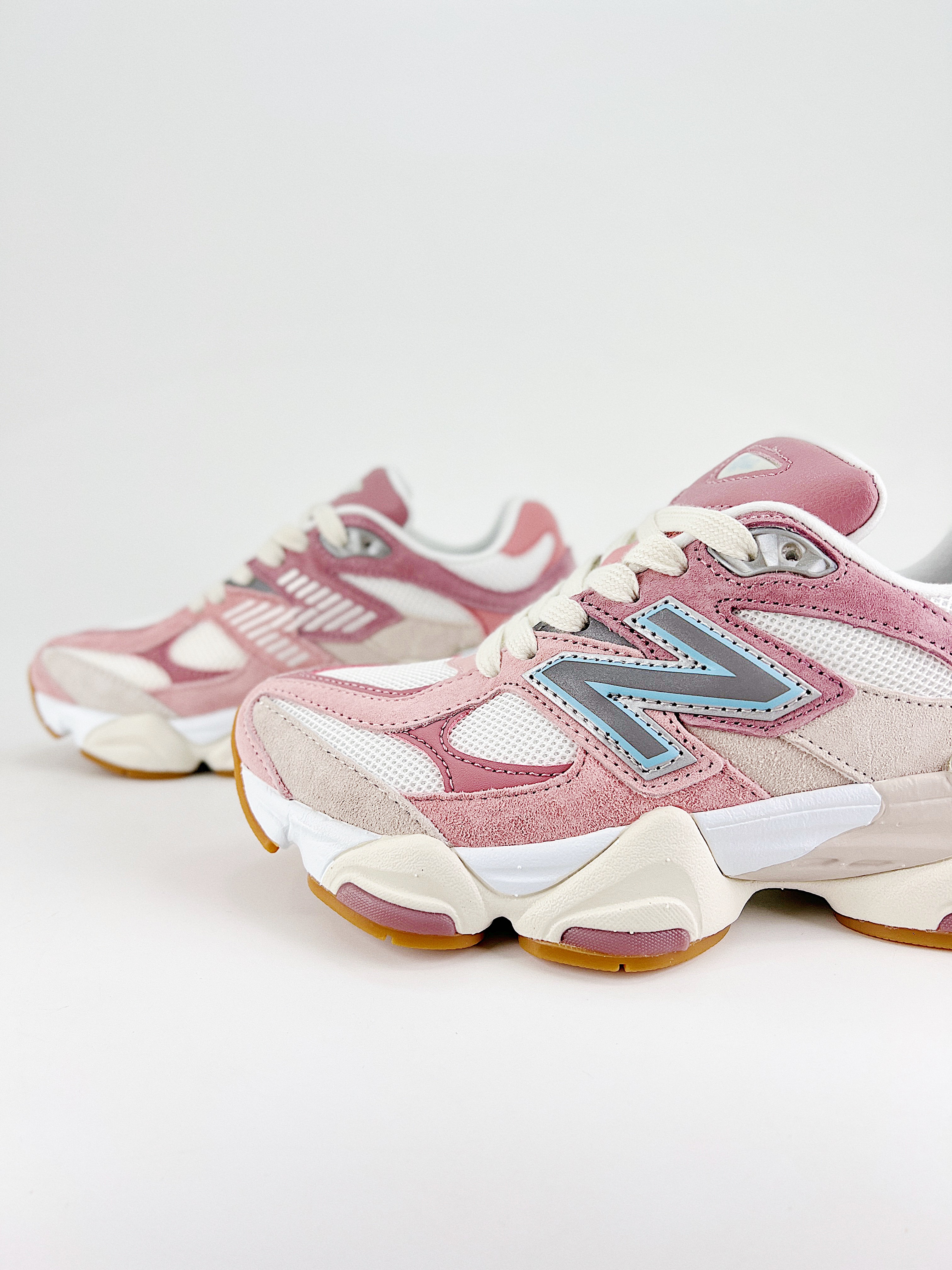 $28.99 New Balance NB 9060 X5280 gallery