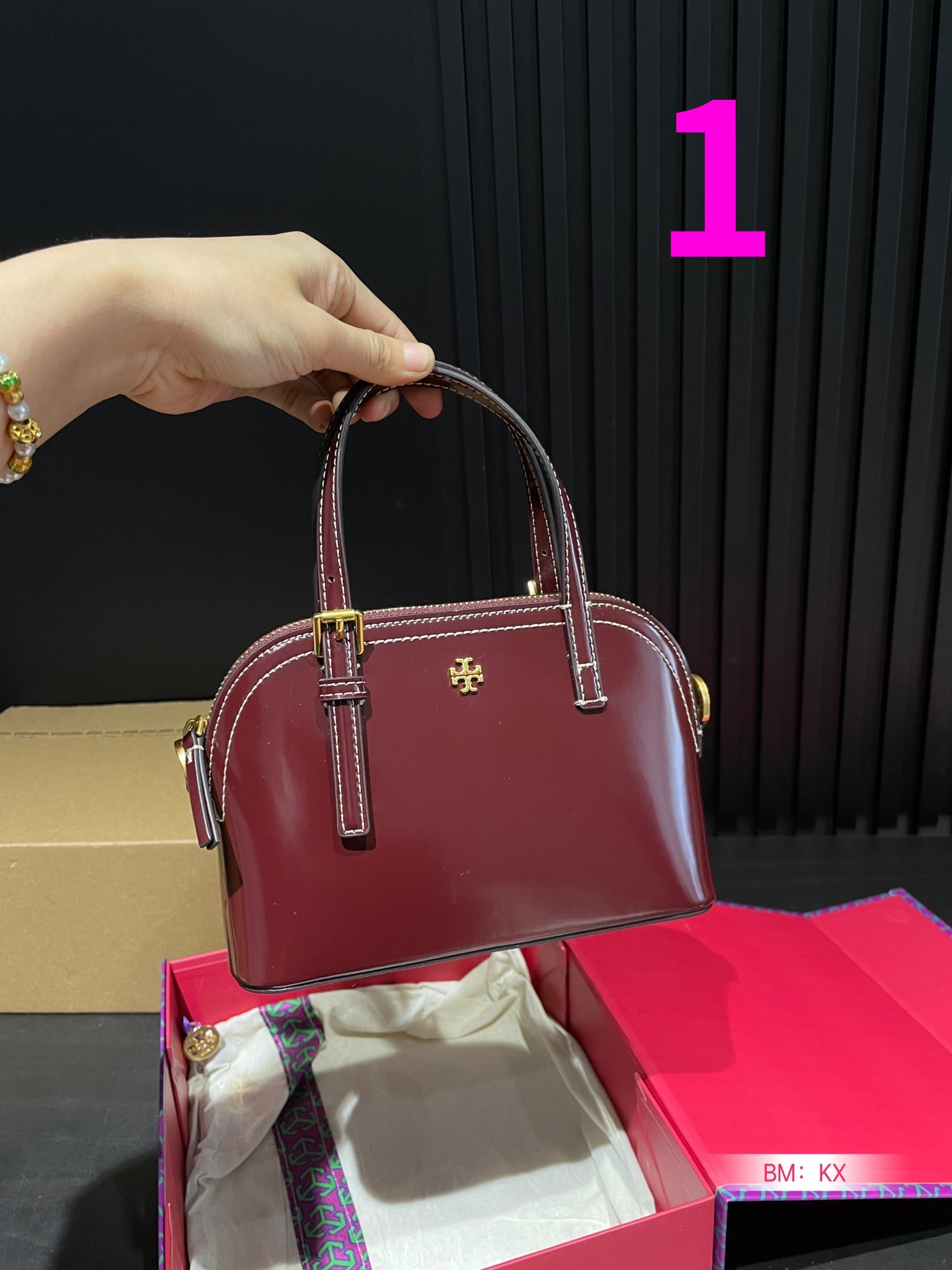 $28.99--TORY BURCH-X5449 gallery
