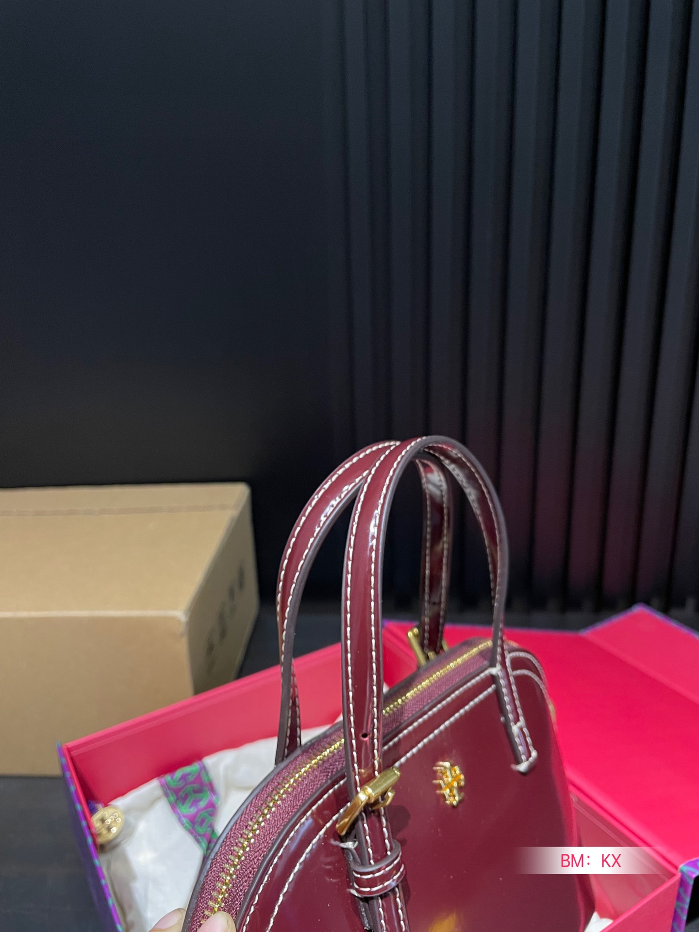 $28.99--TORY BURCH-X5449 gallery