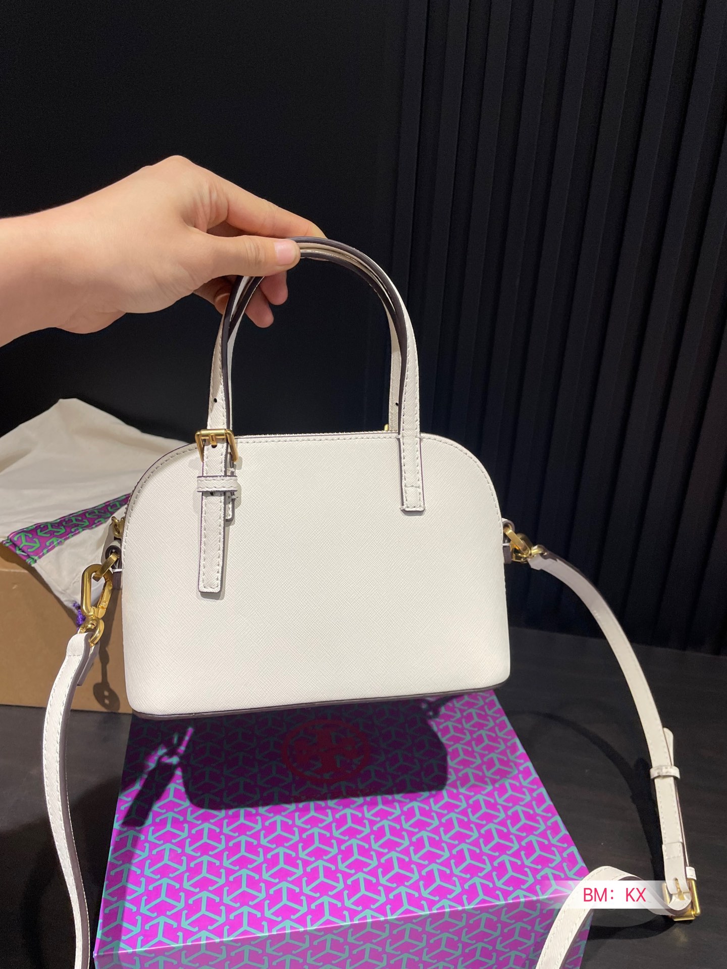 $28.99--TORY BURCH-X5449 gallery