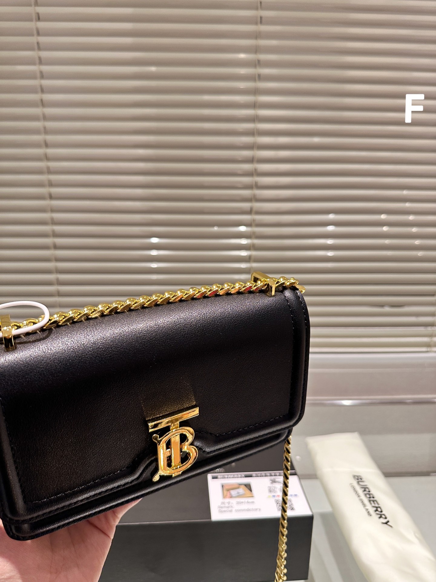 $28.99-Burberry-X5758 gallery
