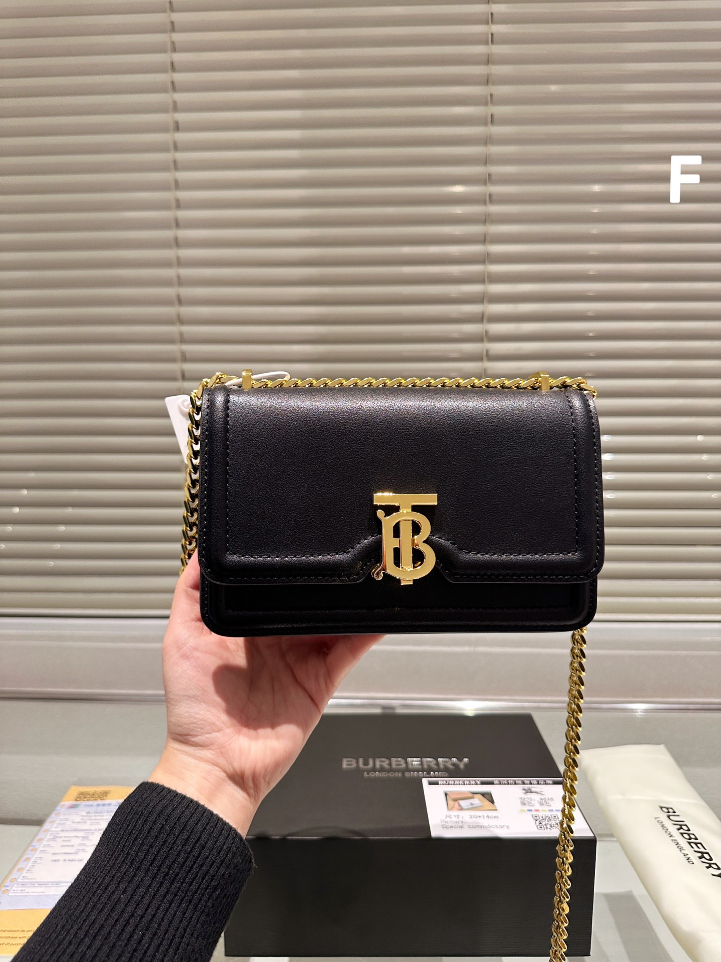 $28.99-Burberry-X5758 gallery