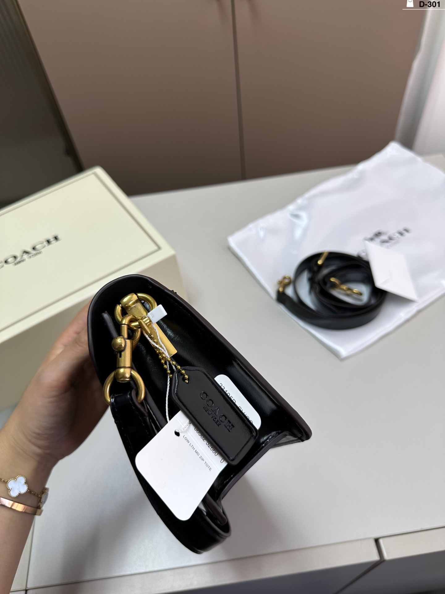 $28.99-COACH-X5725 gallery