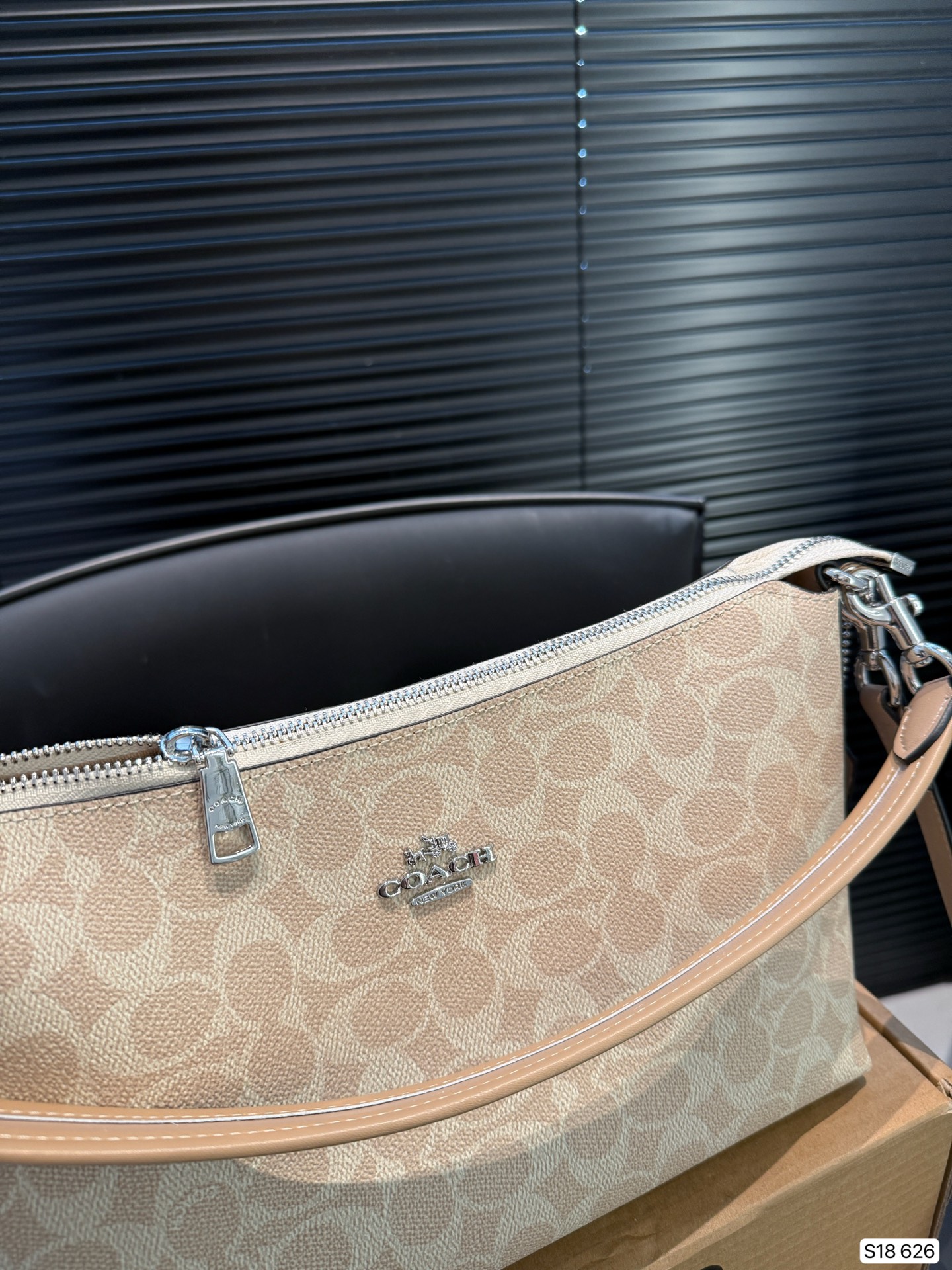 $28.99-COACH-X5797 gallery