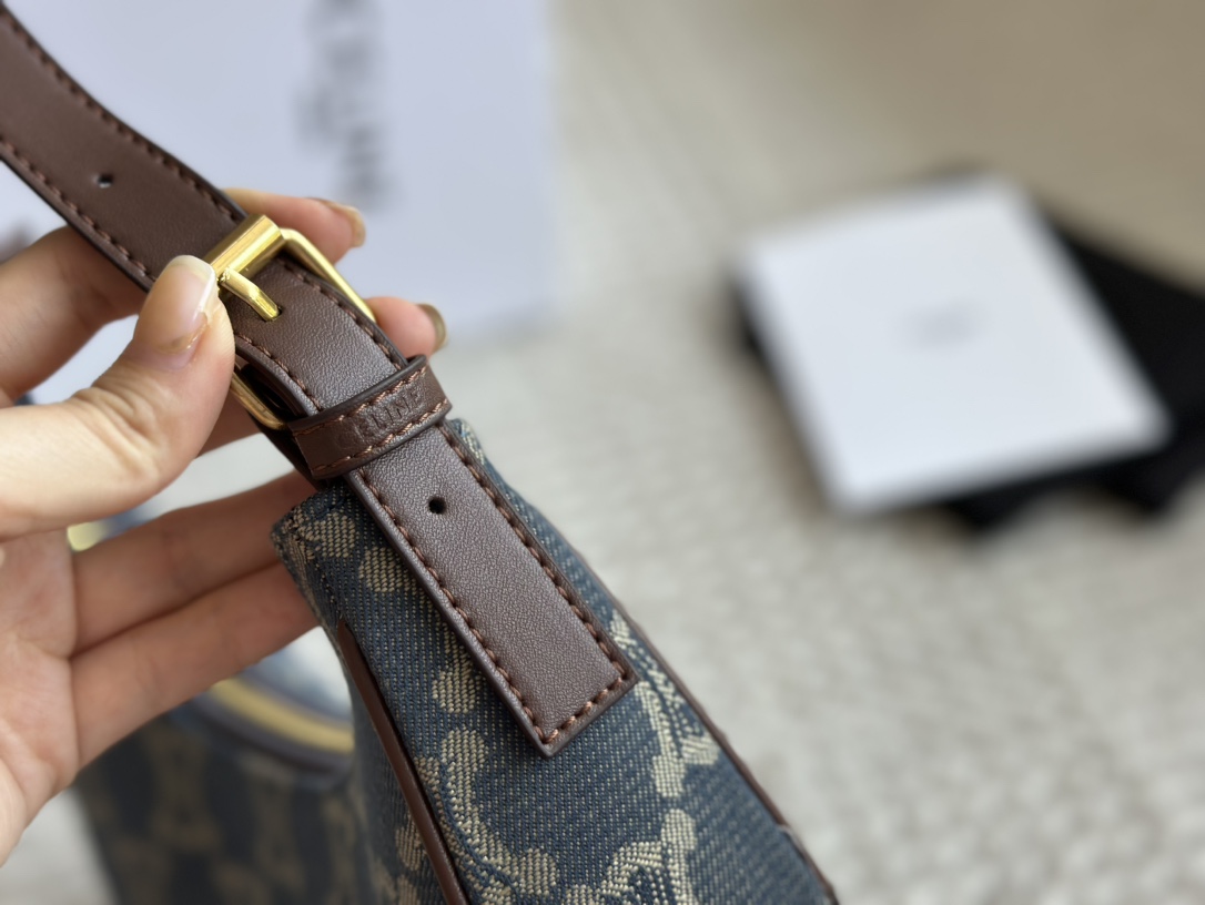 $28.99-Celine-X5518 gallery