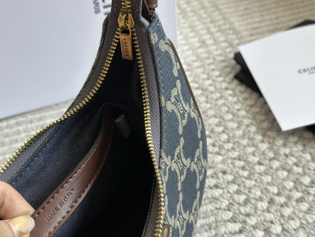 $28.99-Celine-X5518 gallery