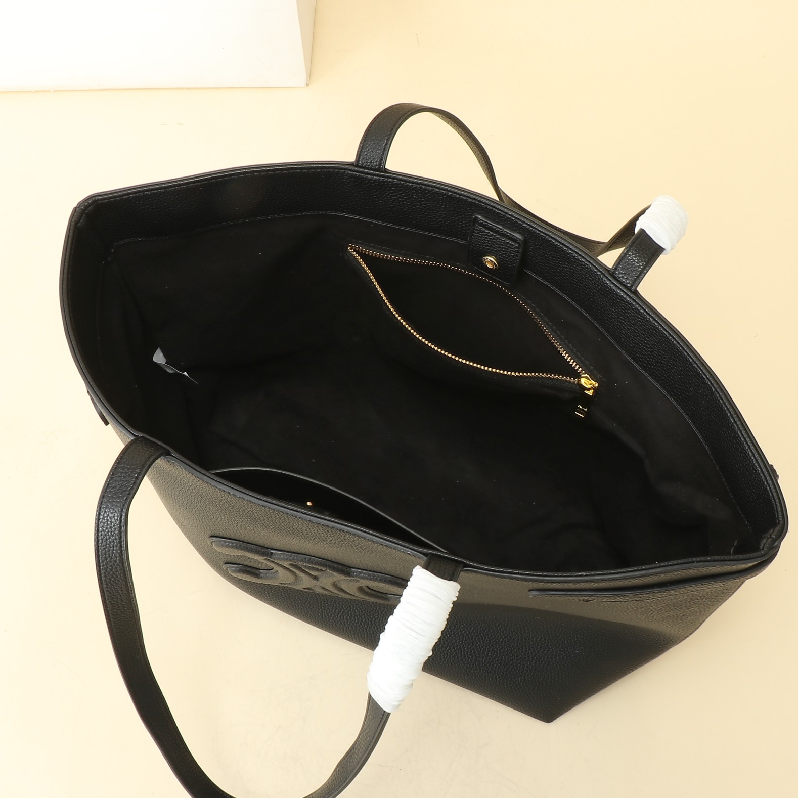 $28.99-Celine-X5622 gallery
