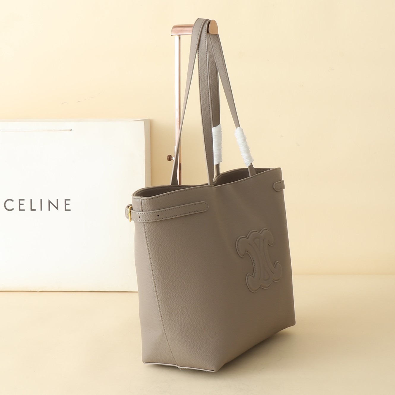 $28.99-Celine-X5622 gallery