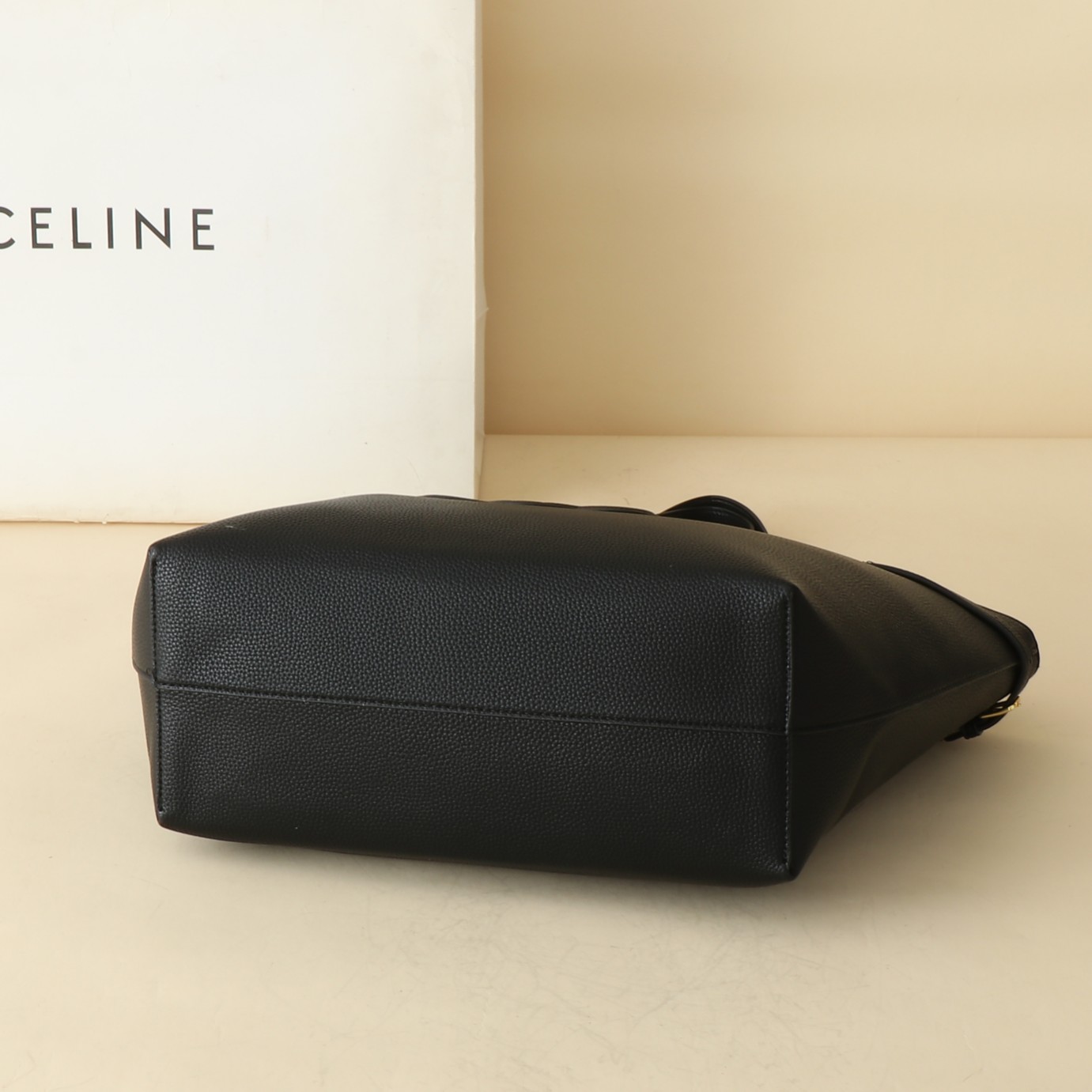 $28.99-Celine-X5622 gallery
