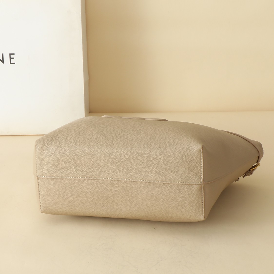 $28.99-Celine-X5622 gallery