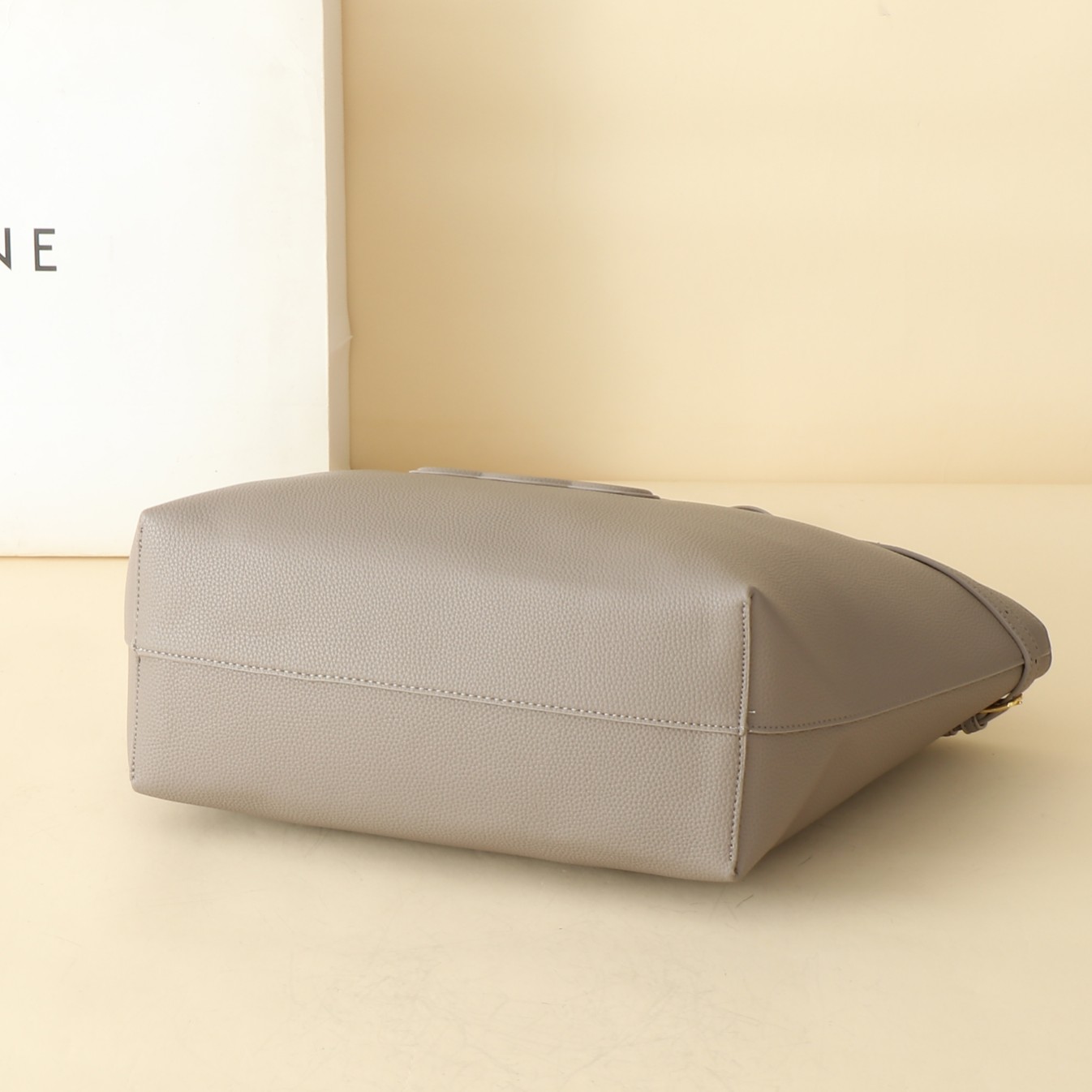 $28.99-Celine-X5622 gallery